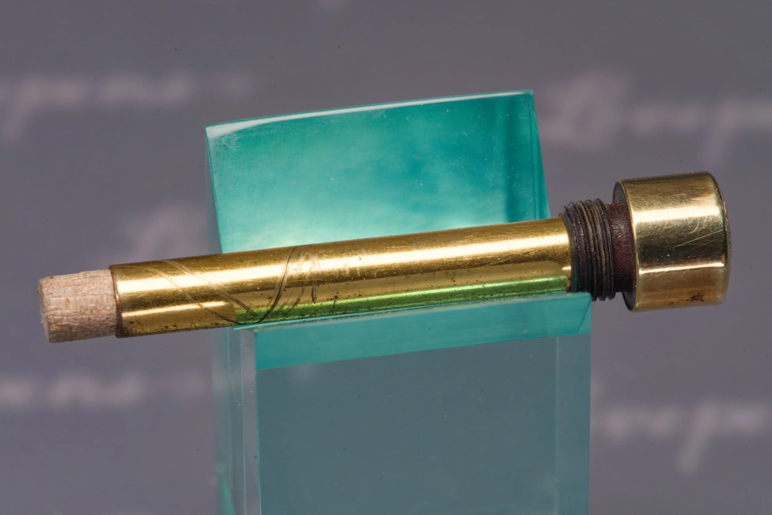 L2029-04.jpg