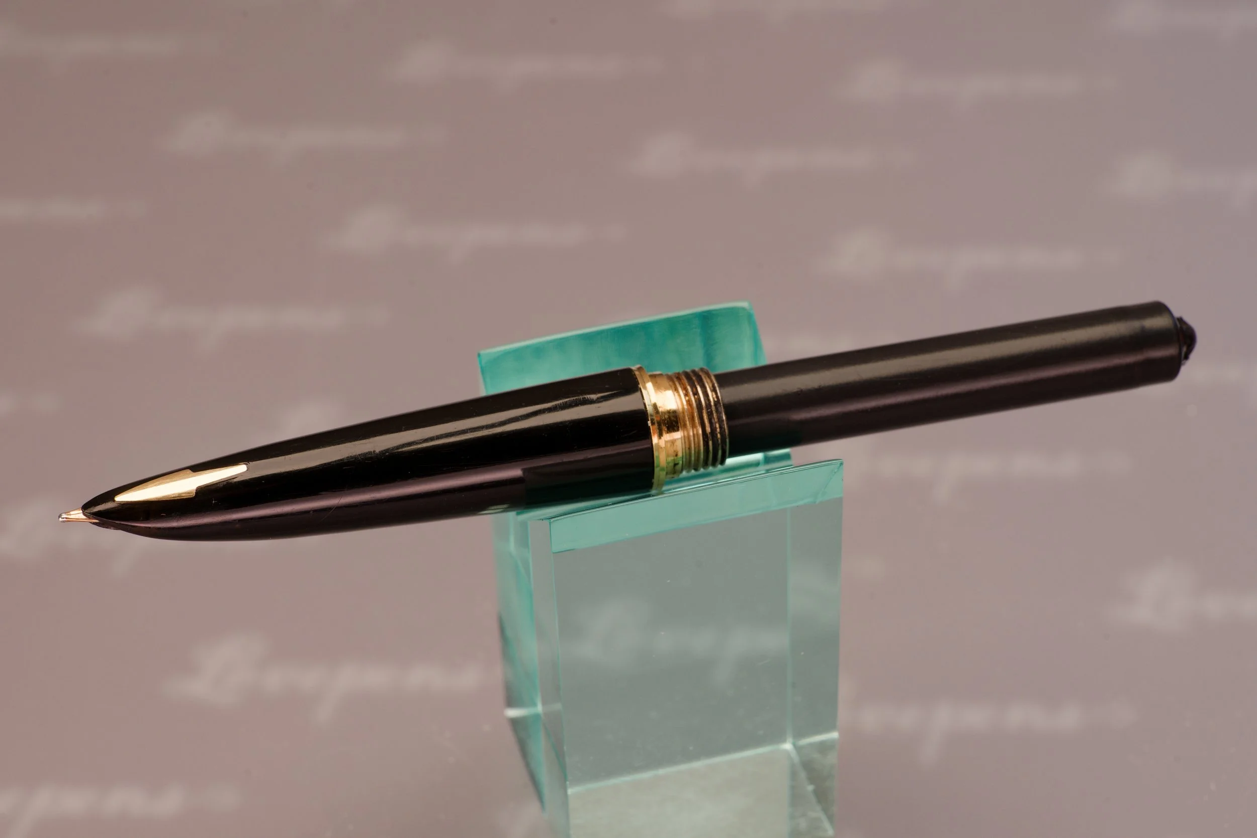 L1573-06.jpg