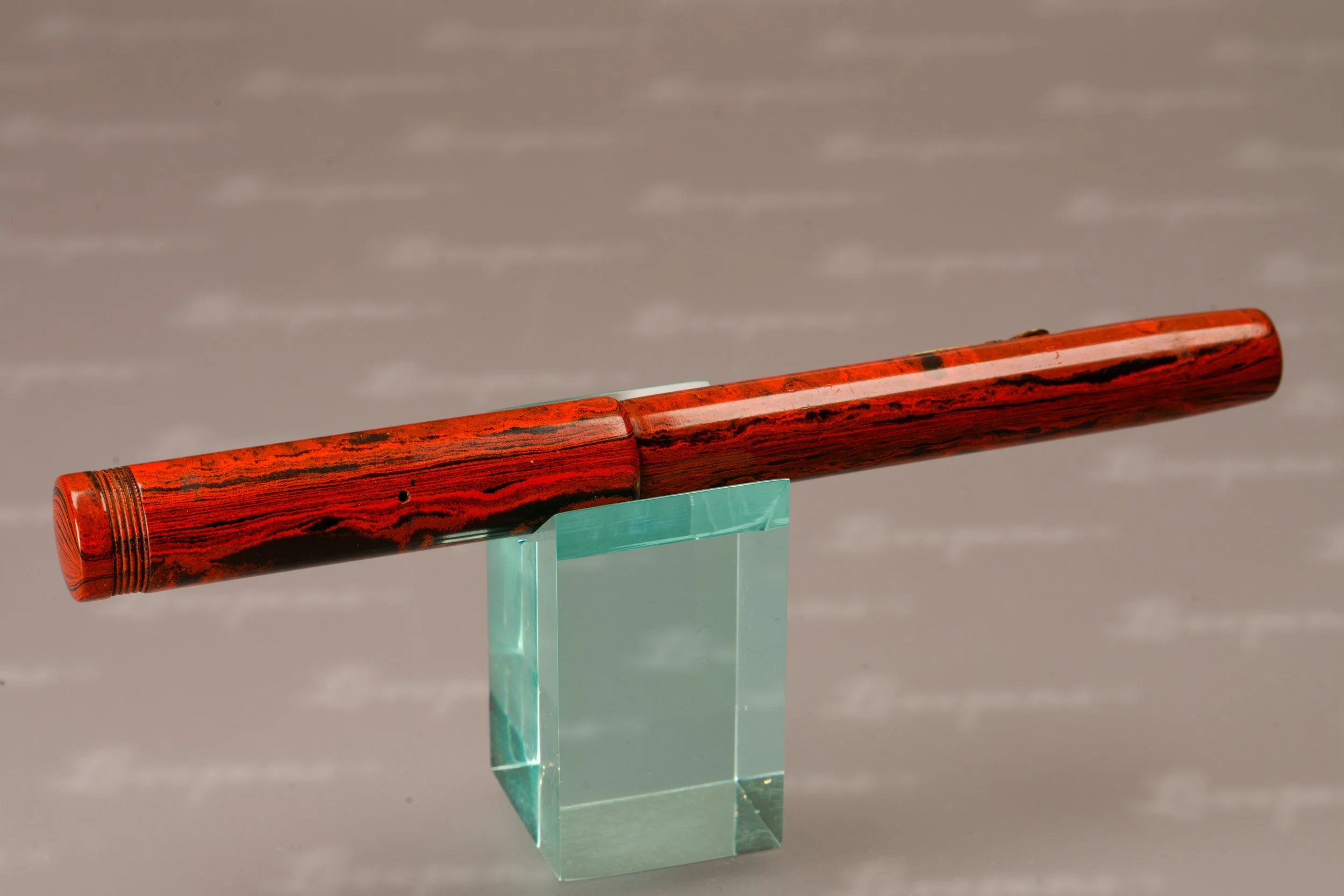 L11985-02.jpg