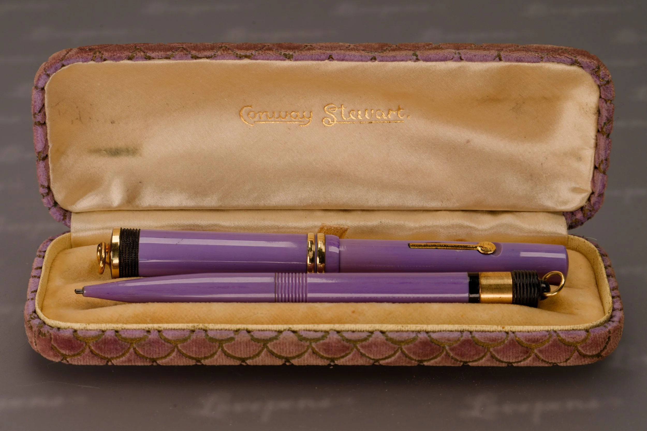 L1786-04.jpg