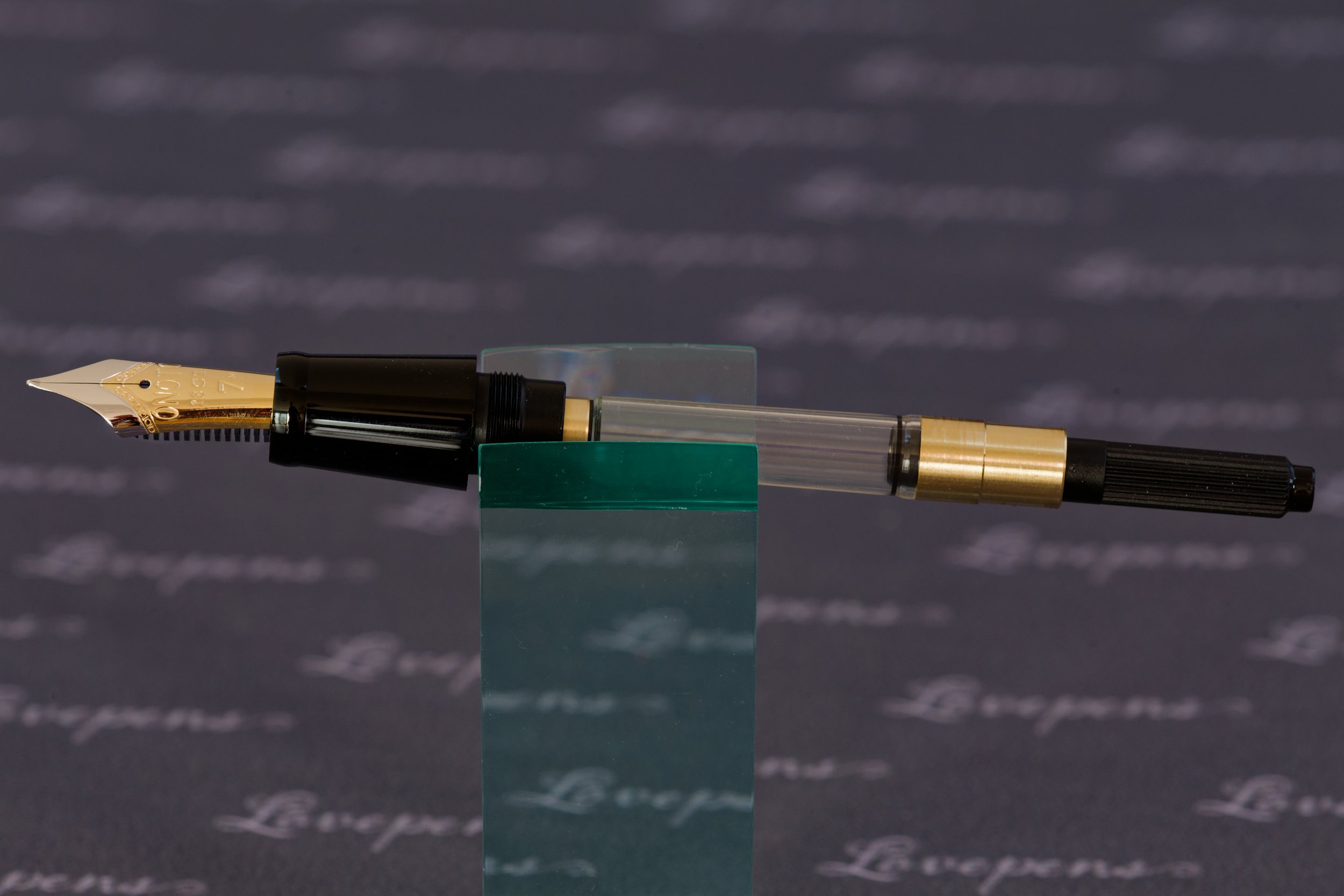 L2700-22.jpg