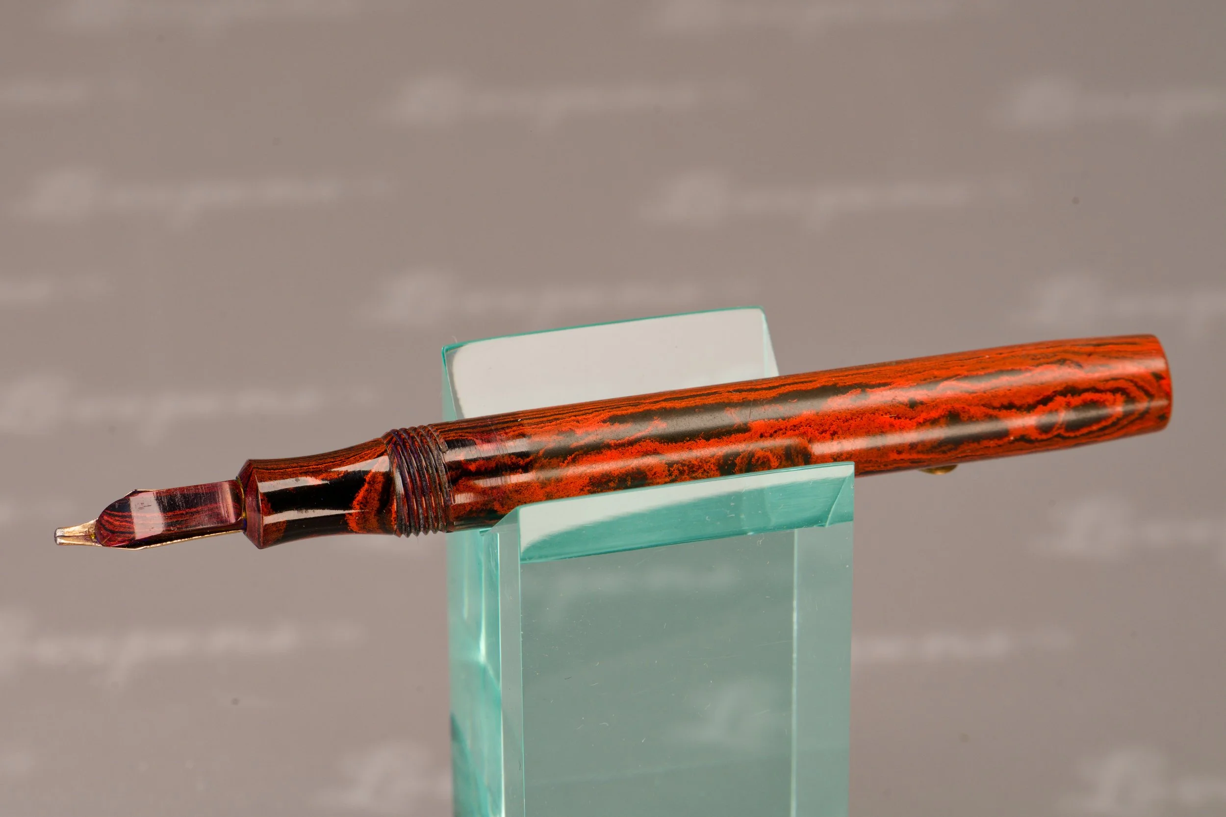 L2426-08.jpg