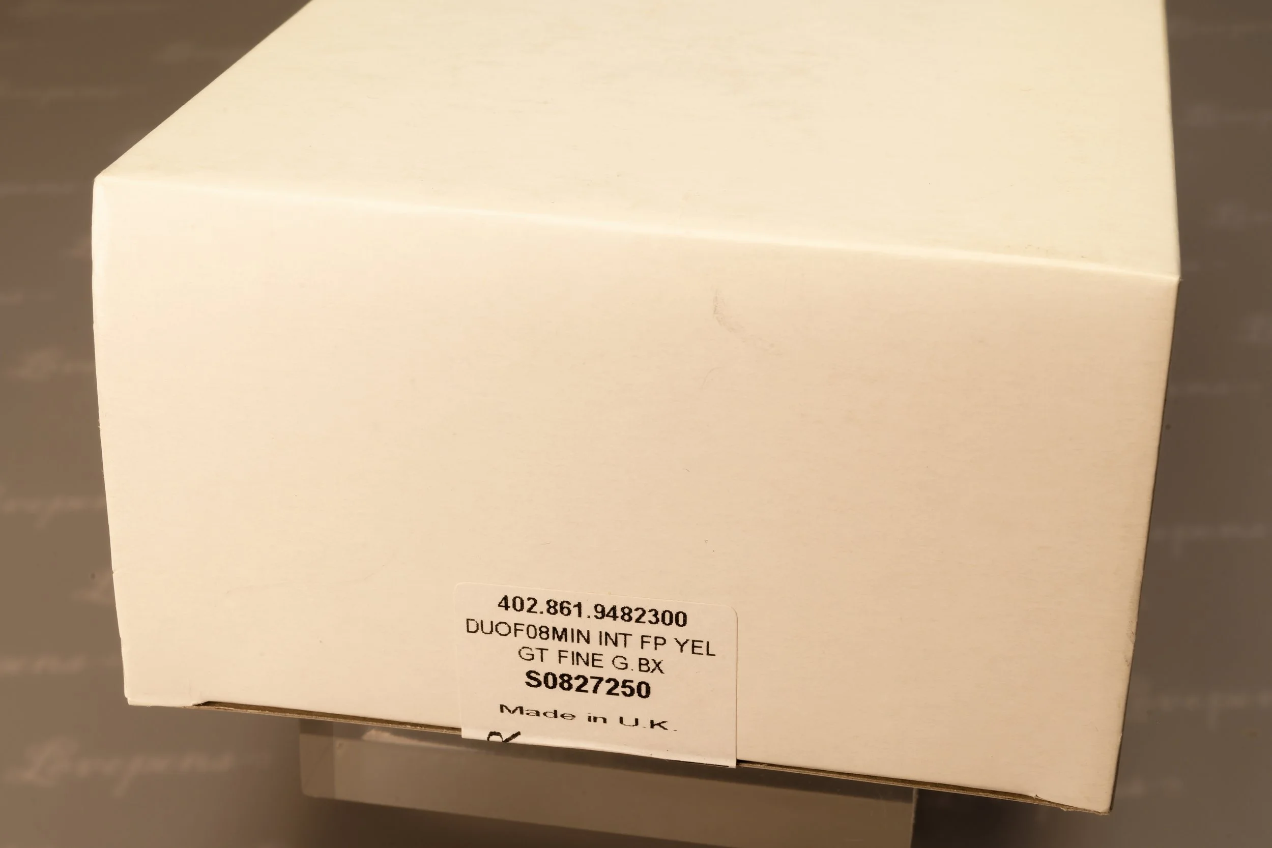 L2548-01.jpg