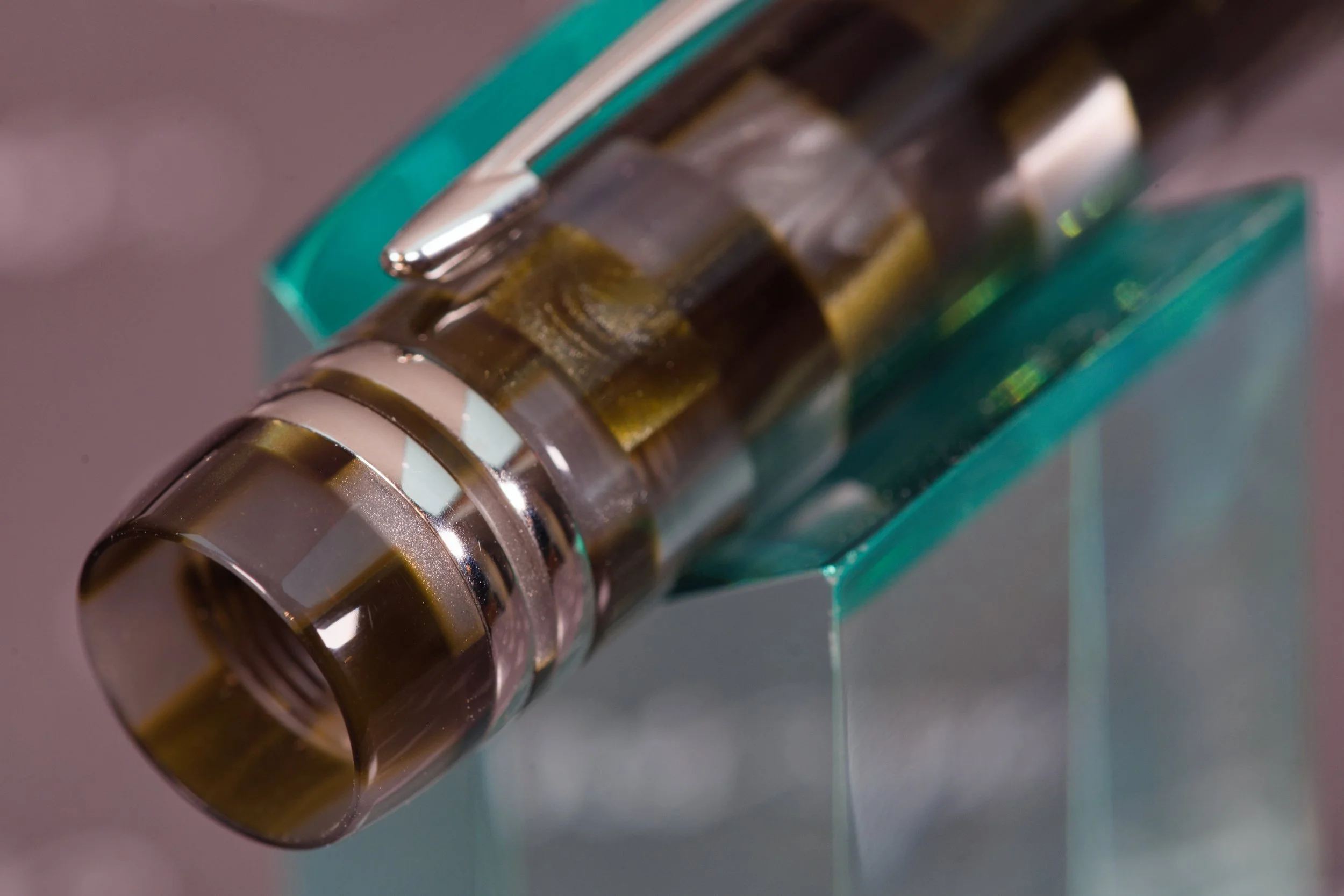 L2457-18.jpg