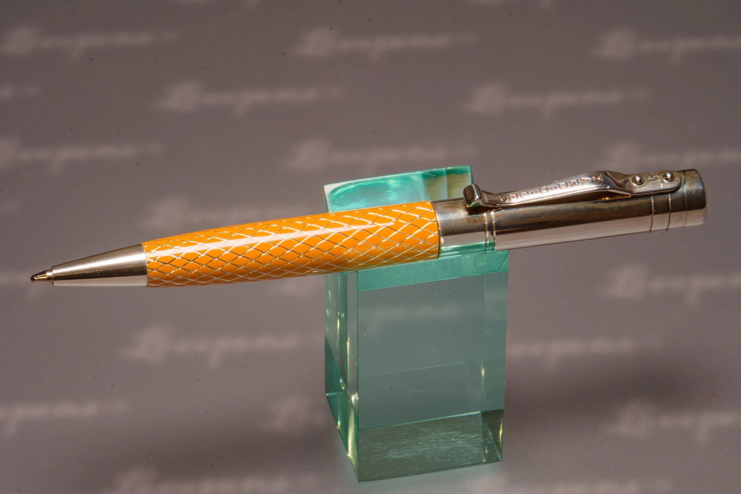 Yard-O-Led Pocket Esprit Silver Ballpoint, Yellow.