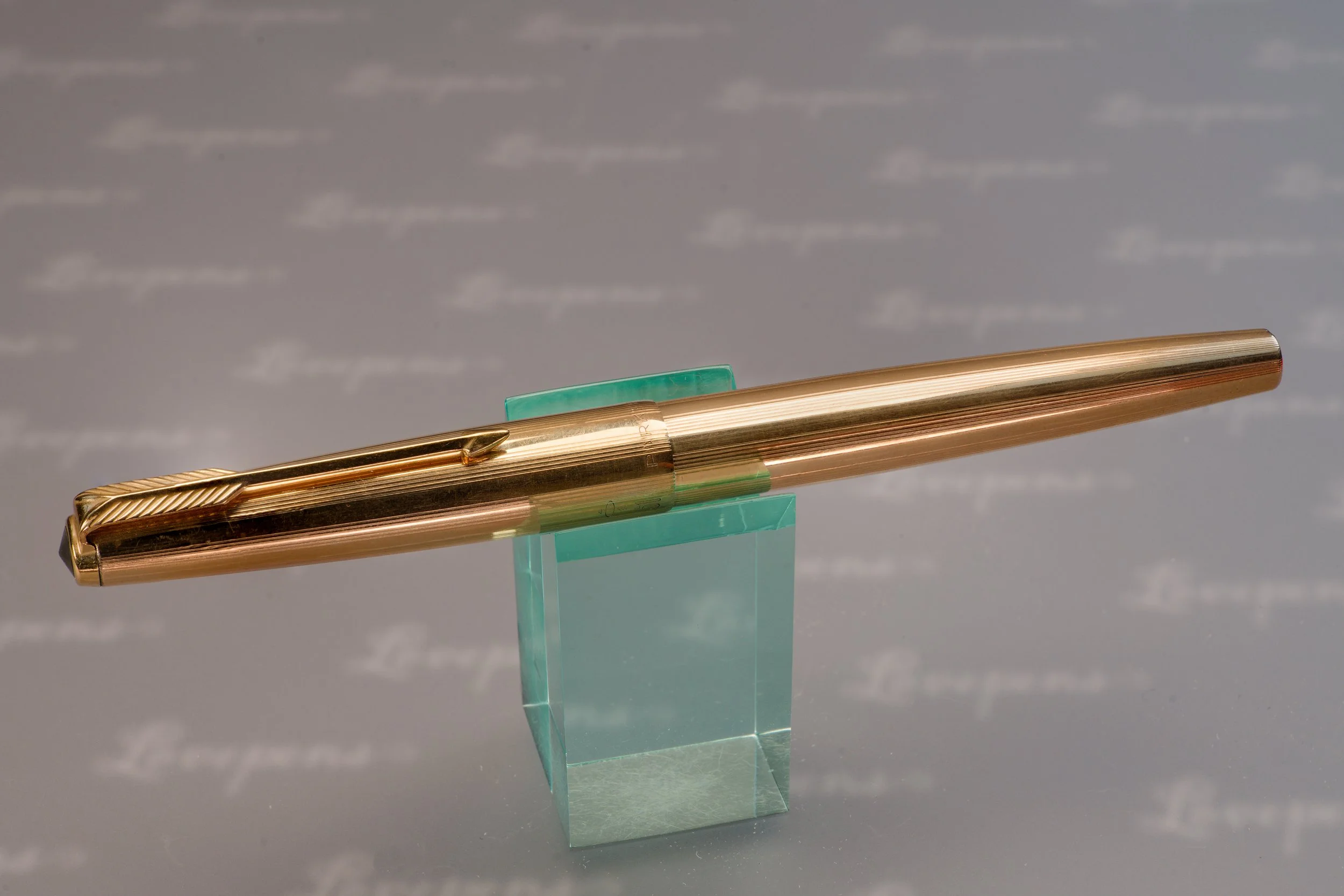 L1573-14.jpg