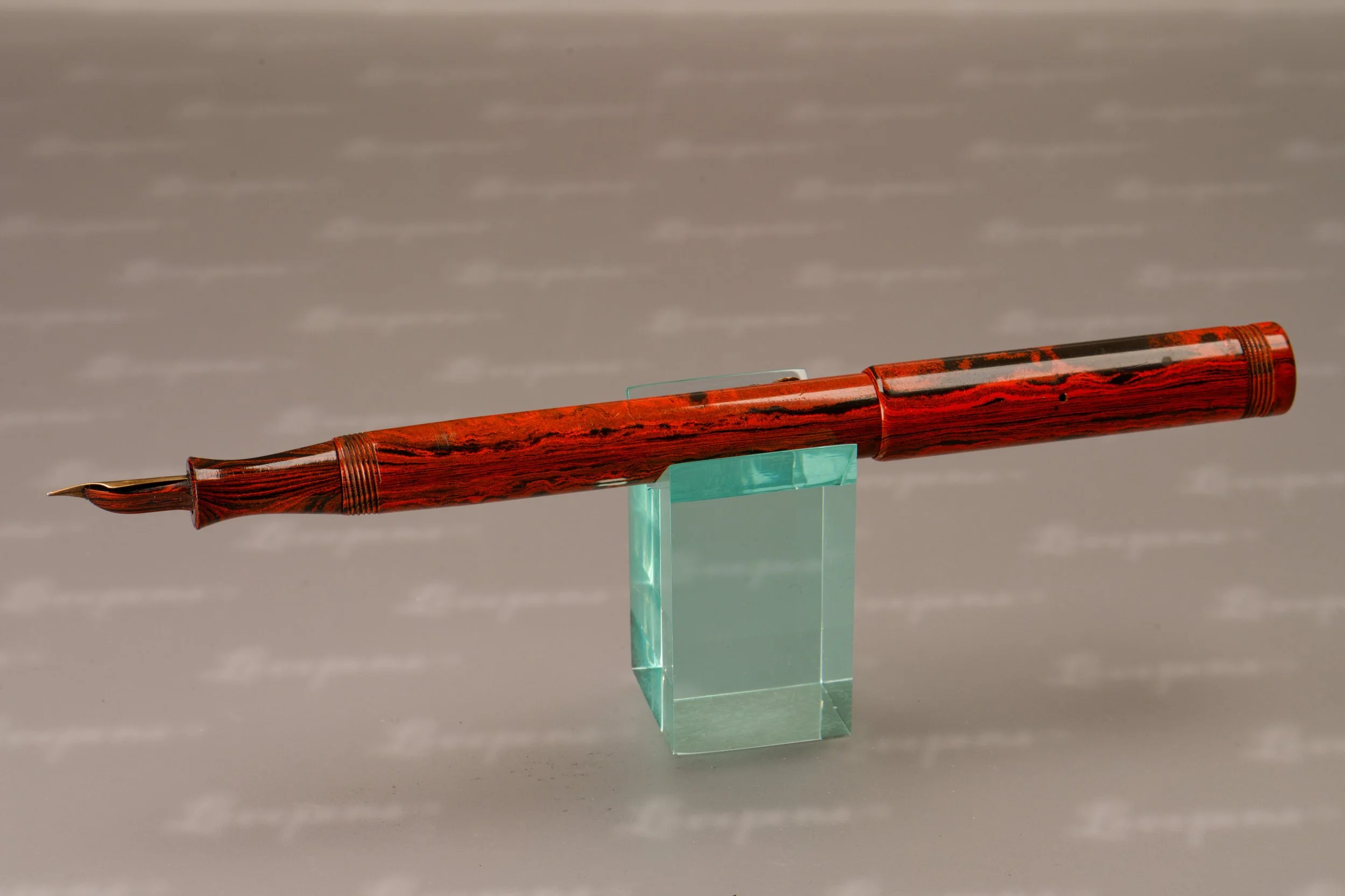 L11985-09.jpg