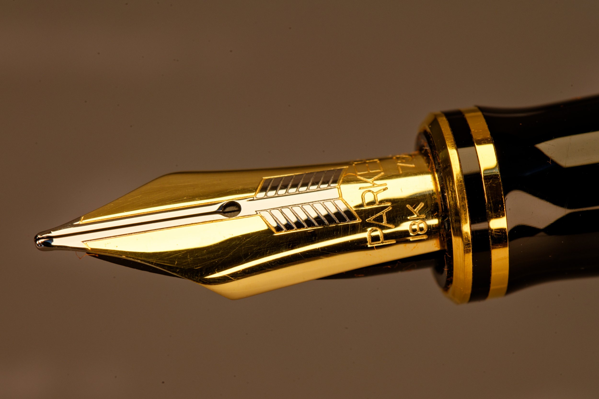 L2542-14.jpg