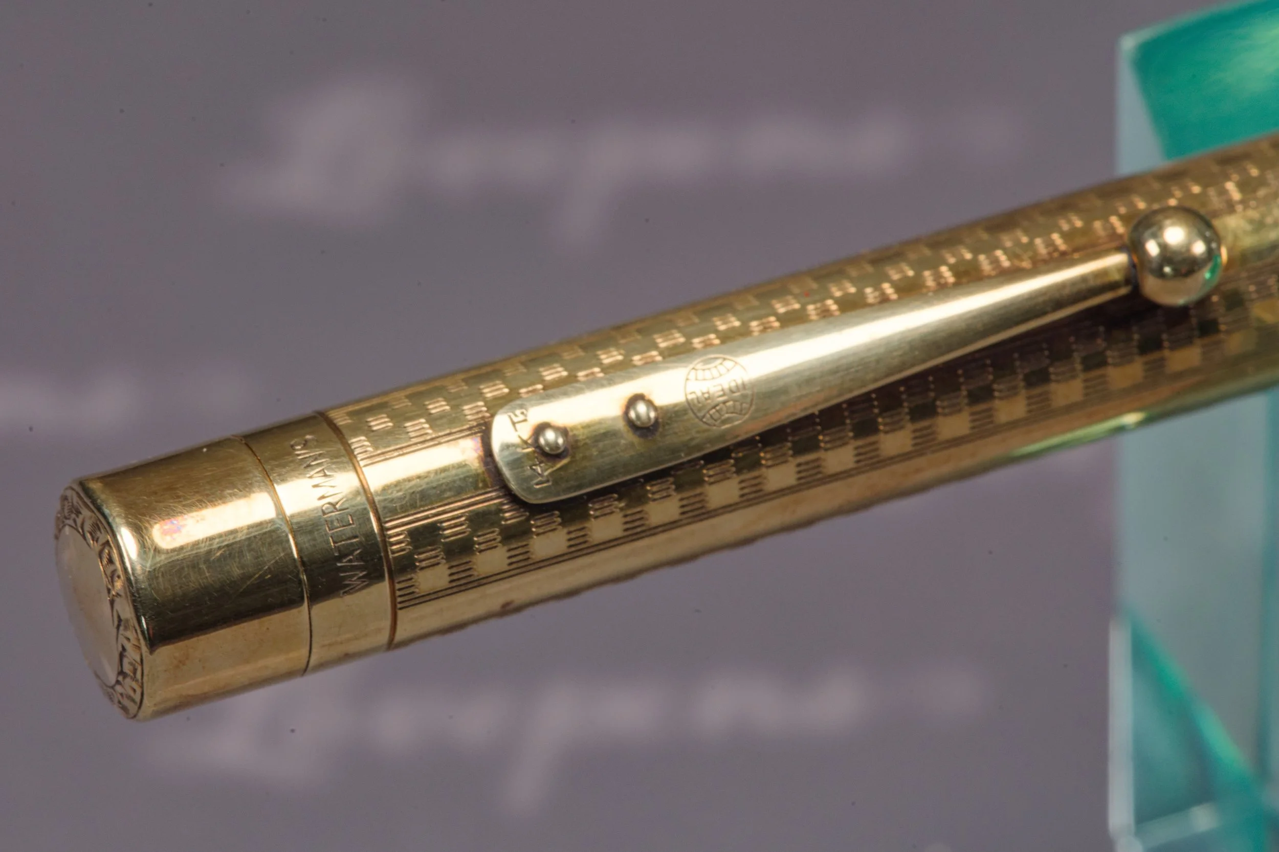 L2029-06.jpg