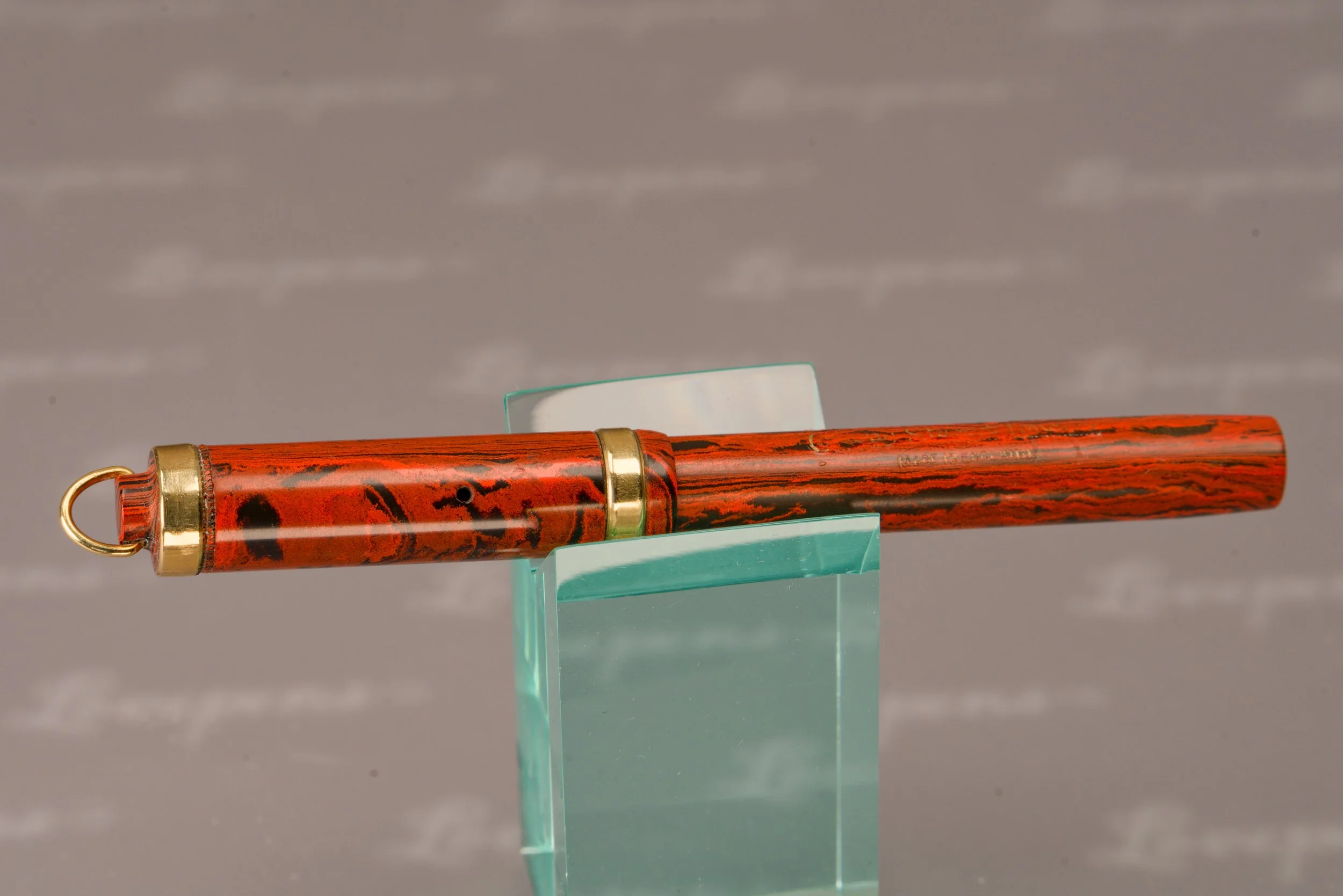 L2426-05.jpg