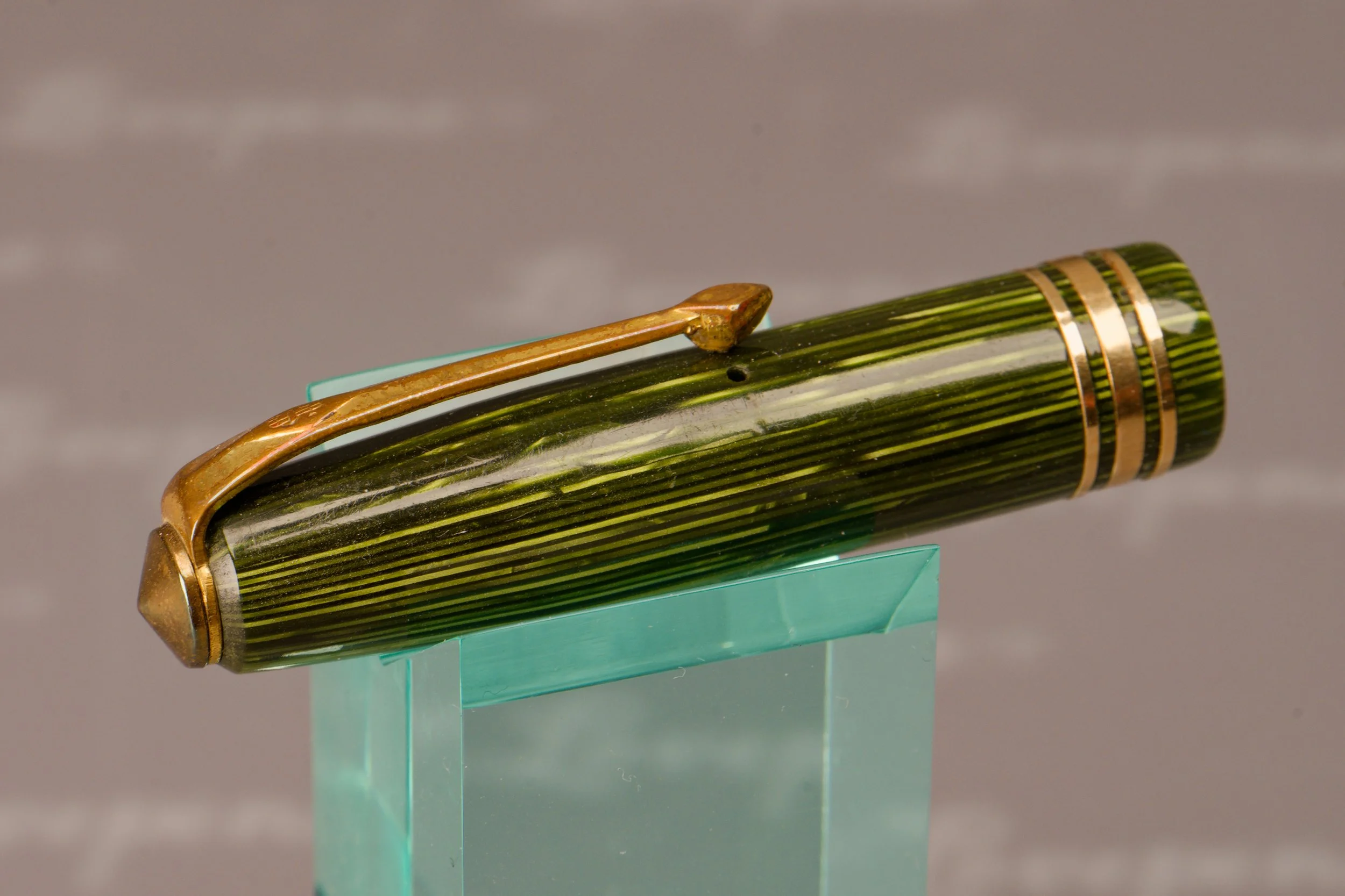 L1777-15.jpg