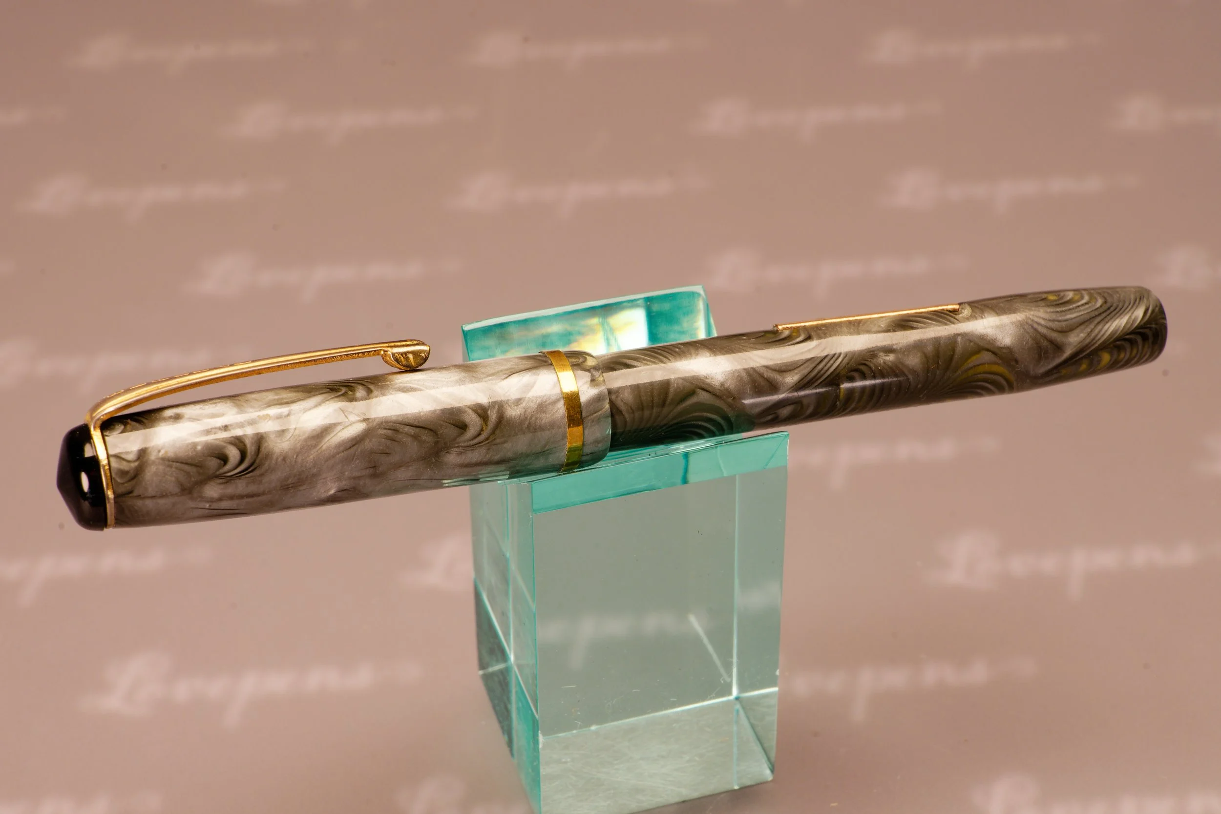 L2353-03.jpg