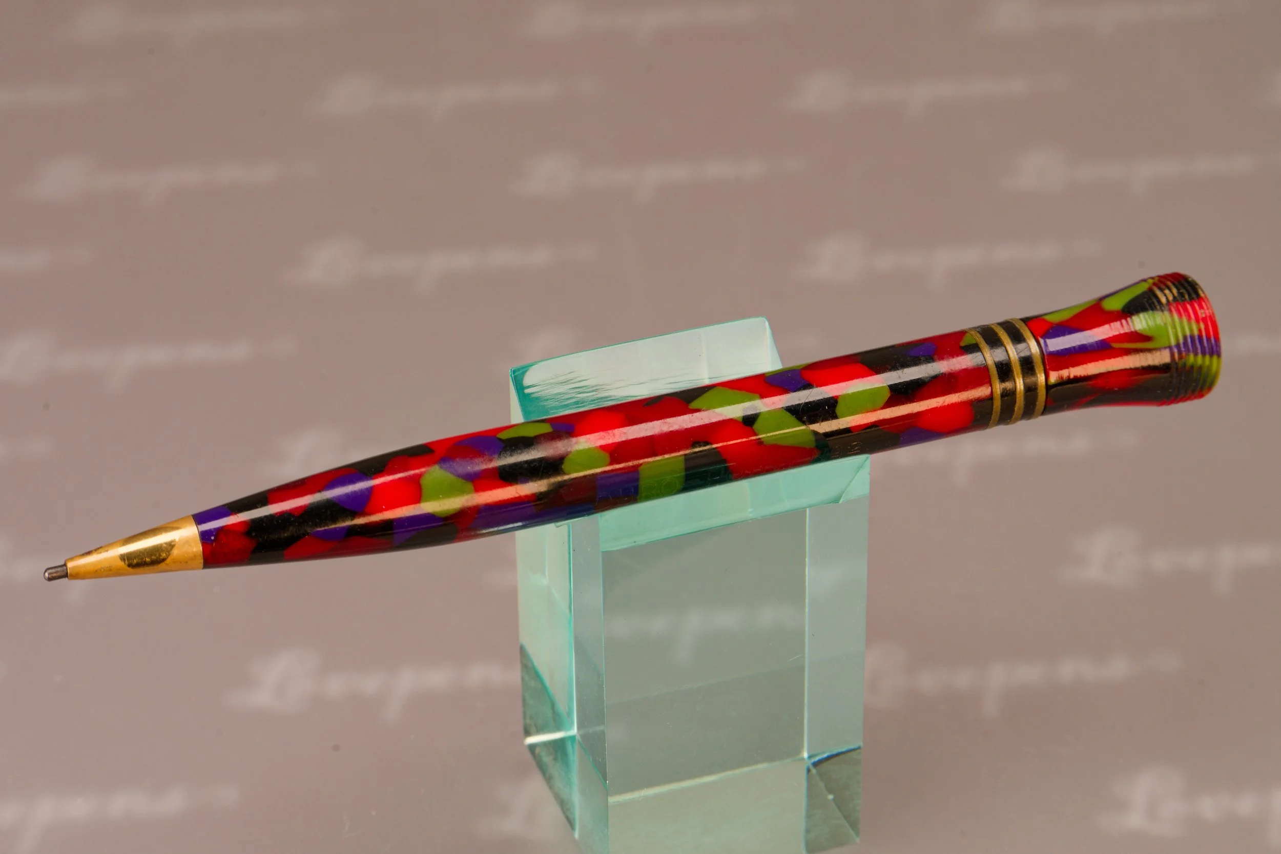 L1975-10.jpg