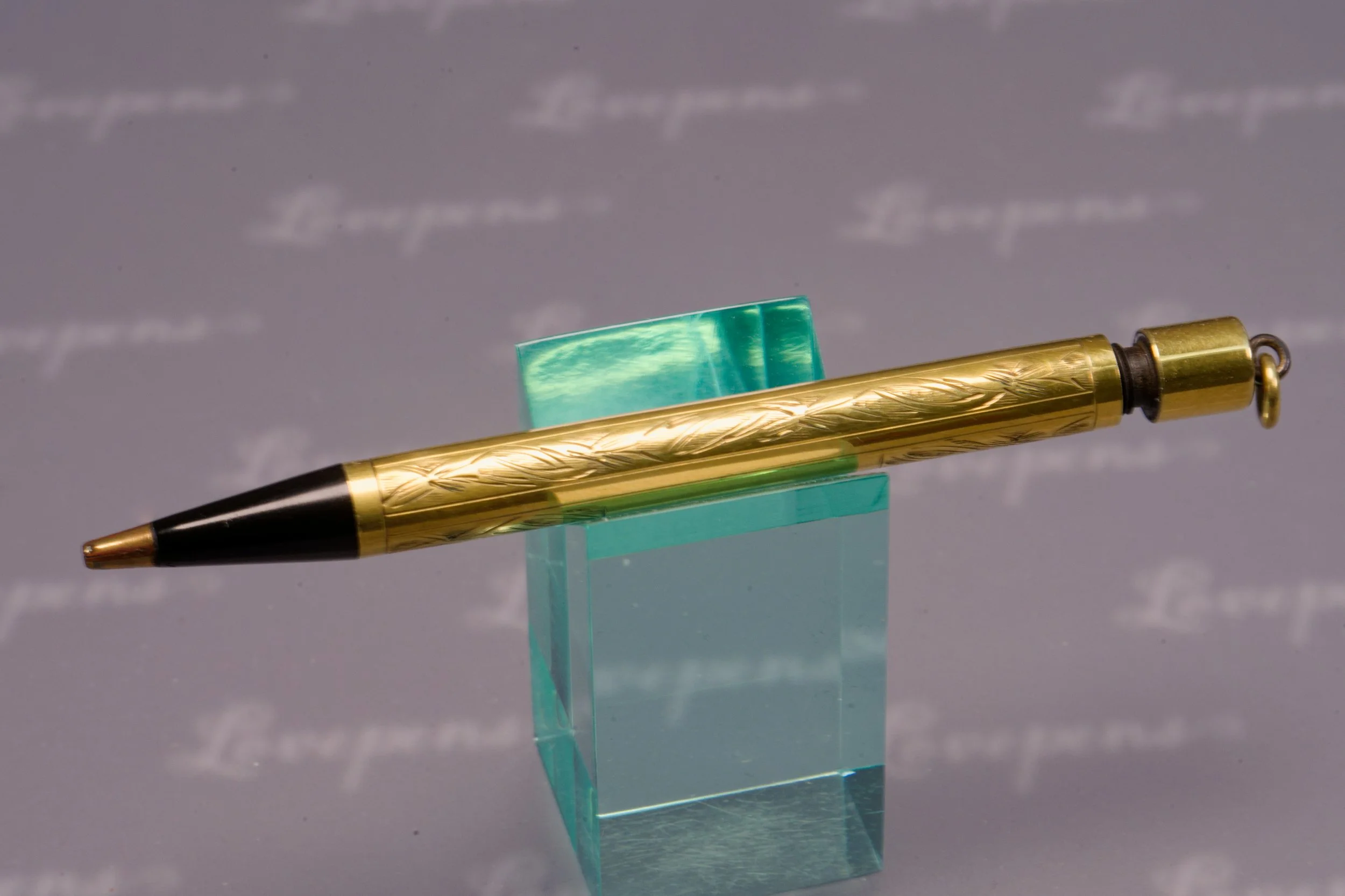L2279-04.jpg