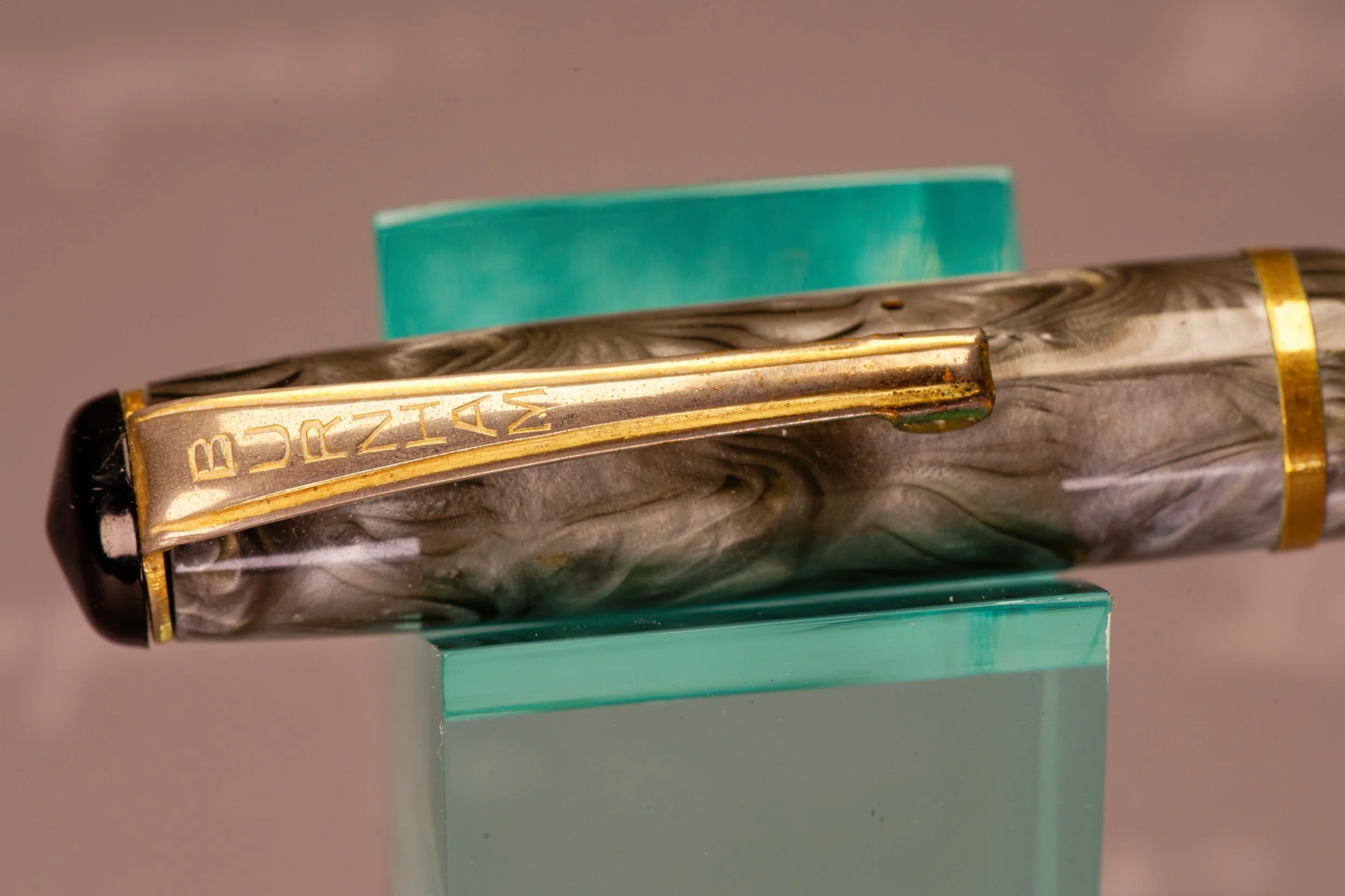 L2353-15.jpg