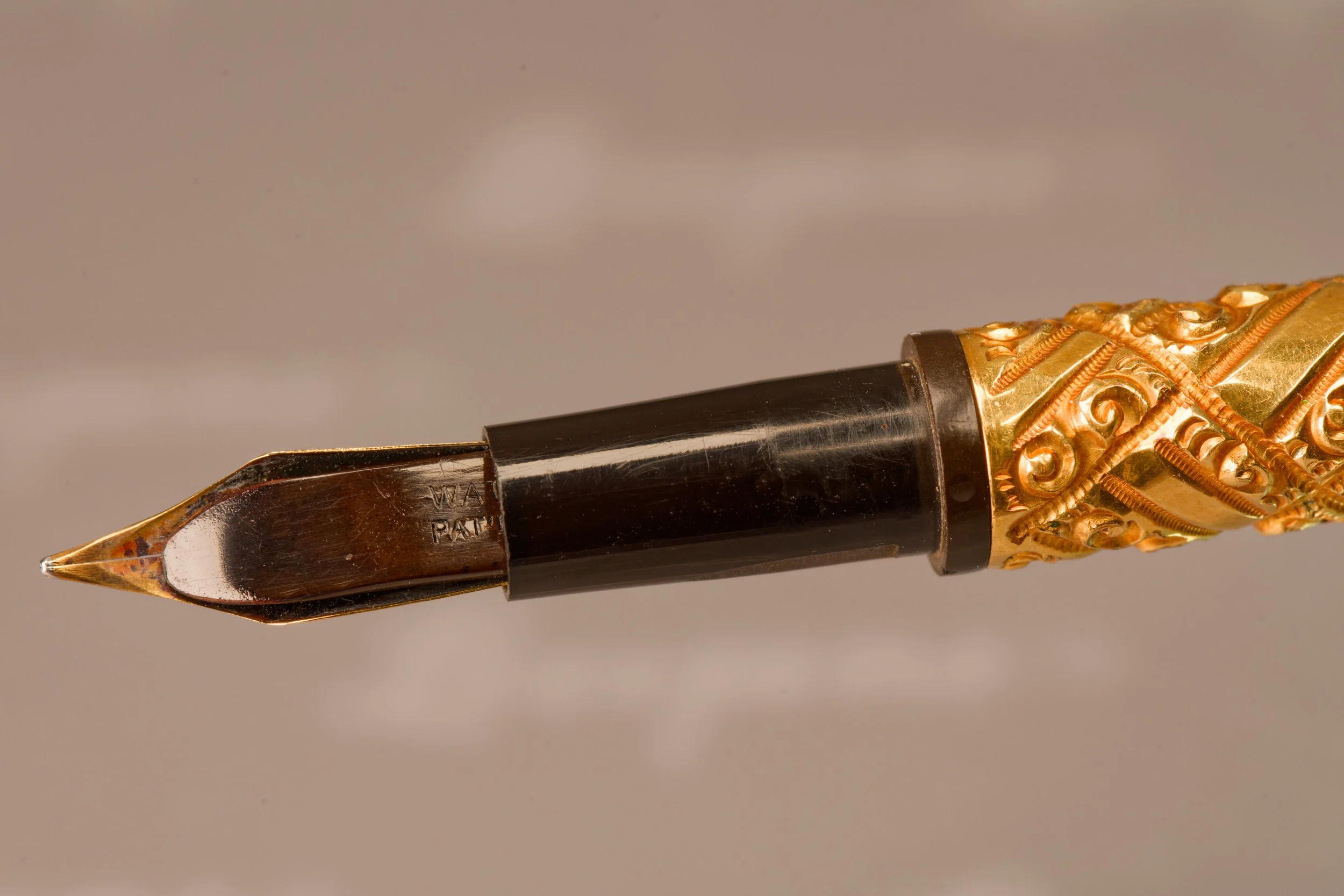 L2047-08.jpg
