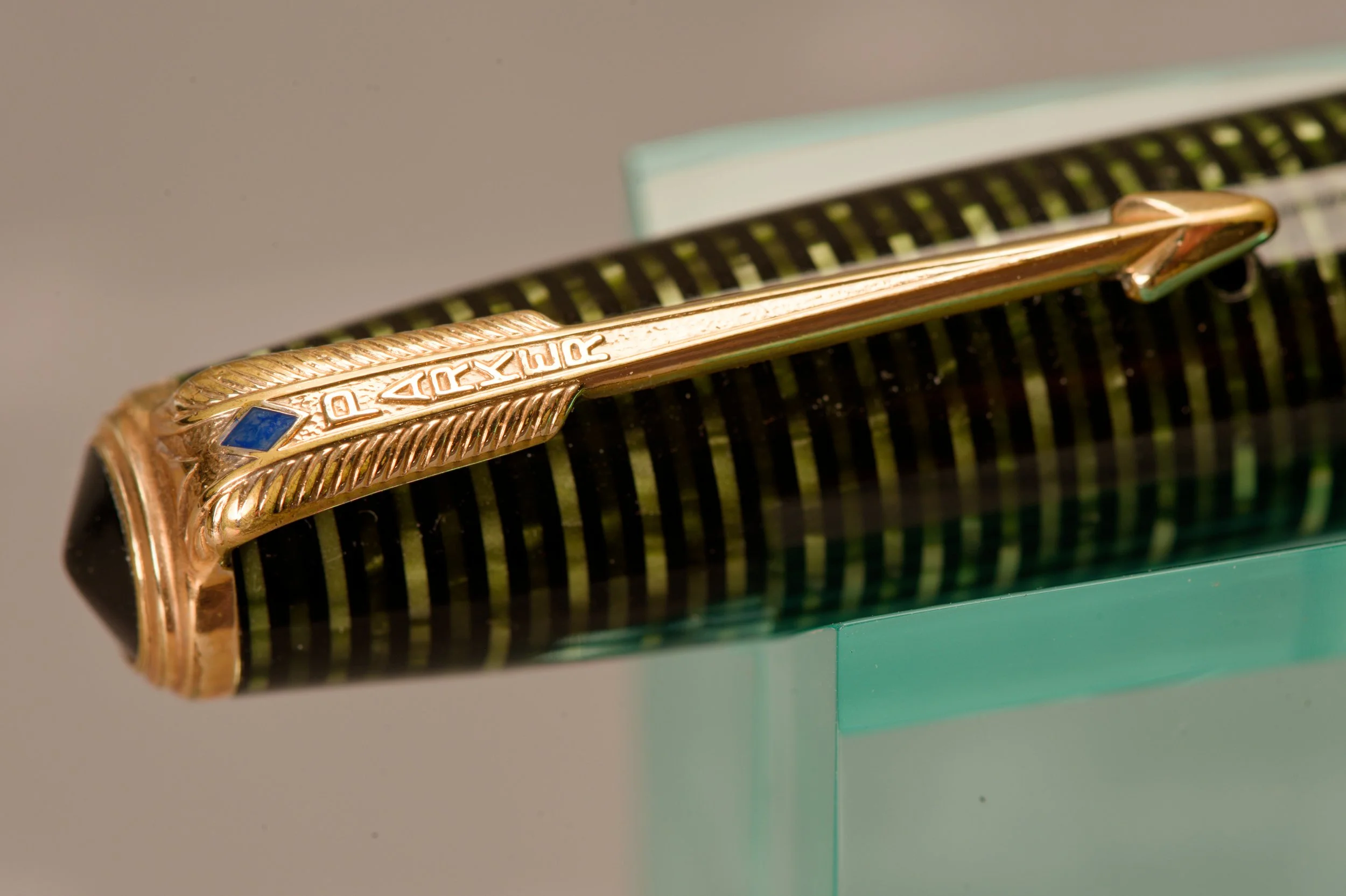 L1560-17.jpg