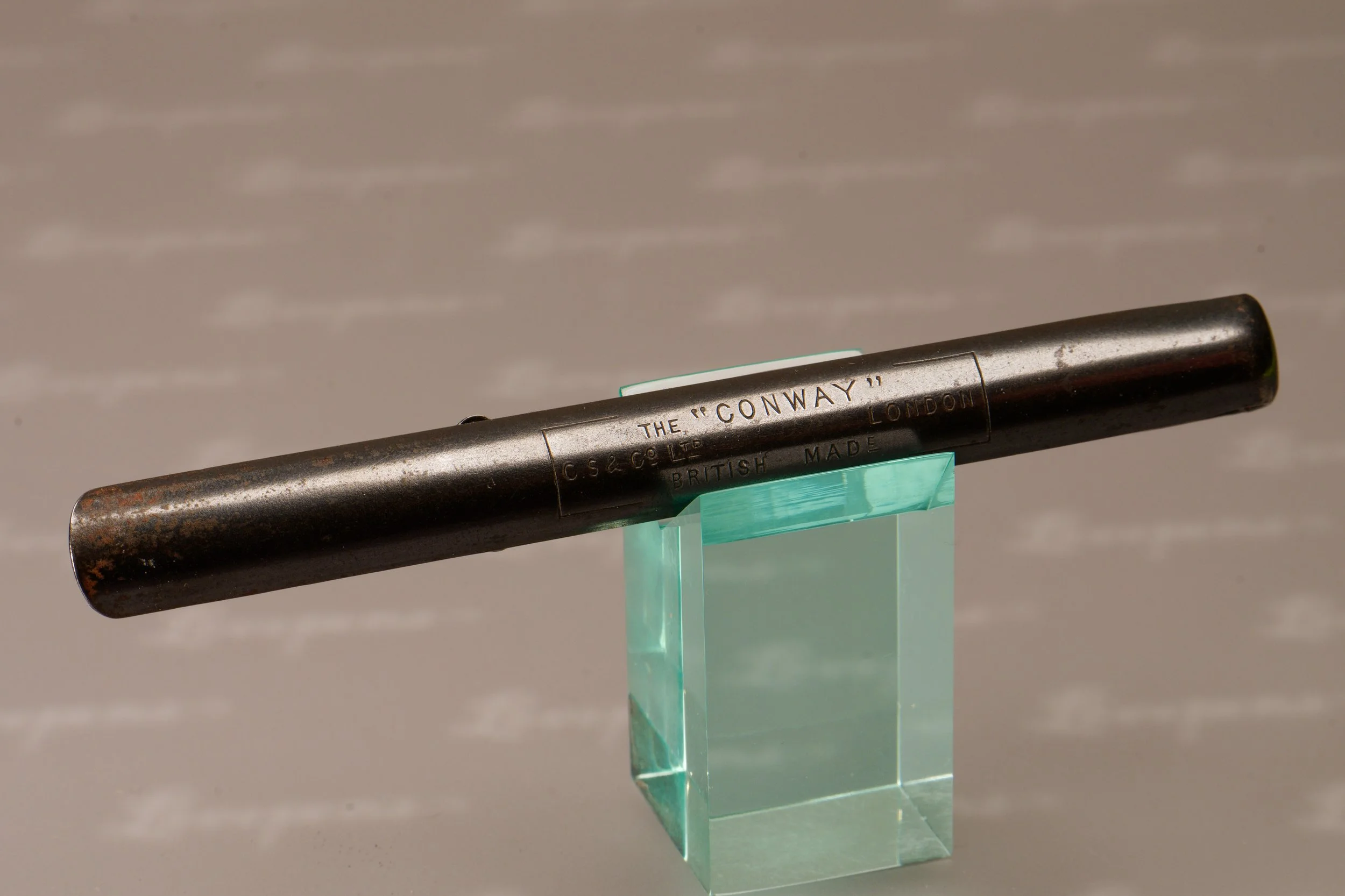 L1992-10.jpg