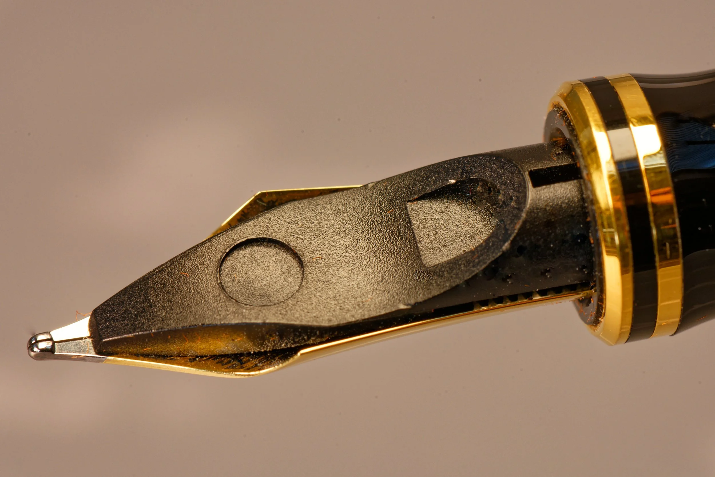 L2542-15.jpg