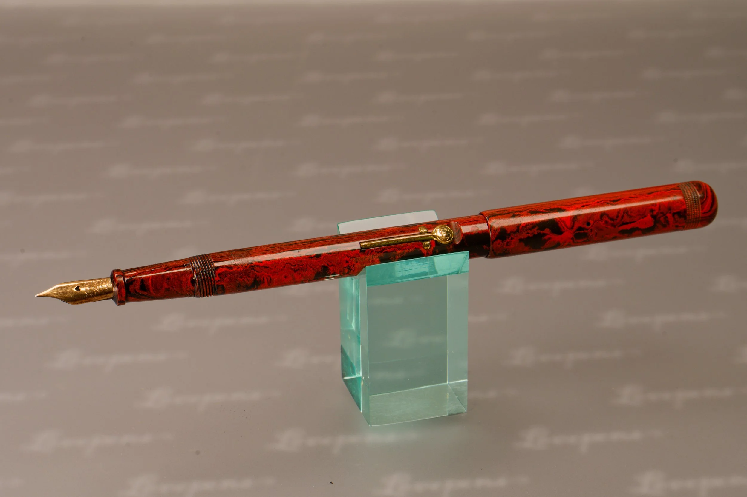 L1992-04.jpg