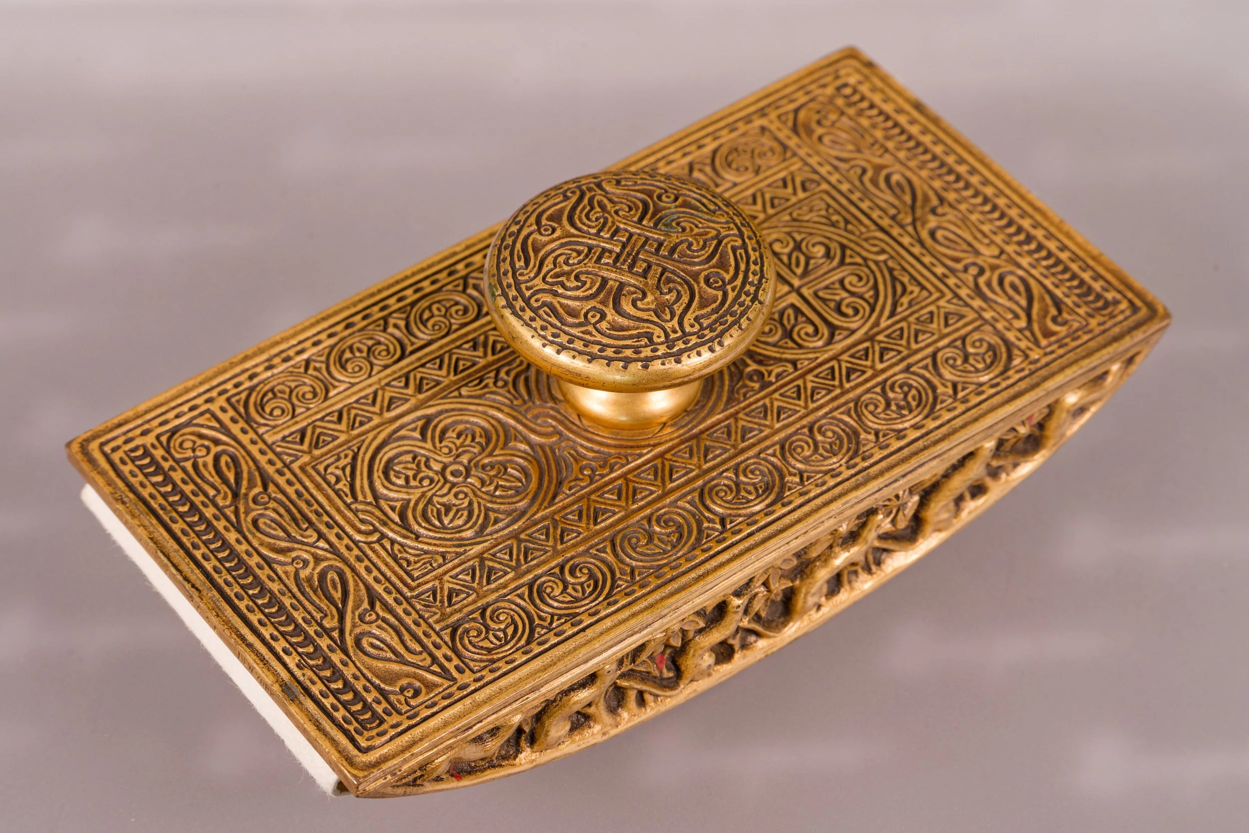 Tiffany Blotter-02.jpg