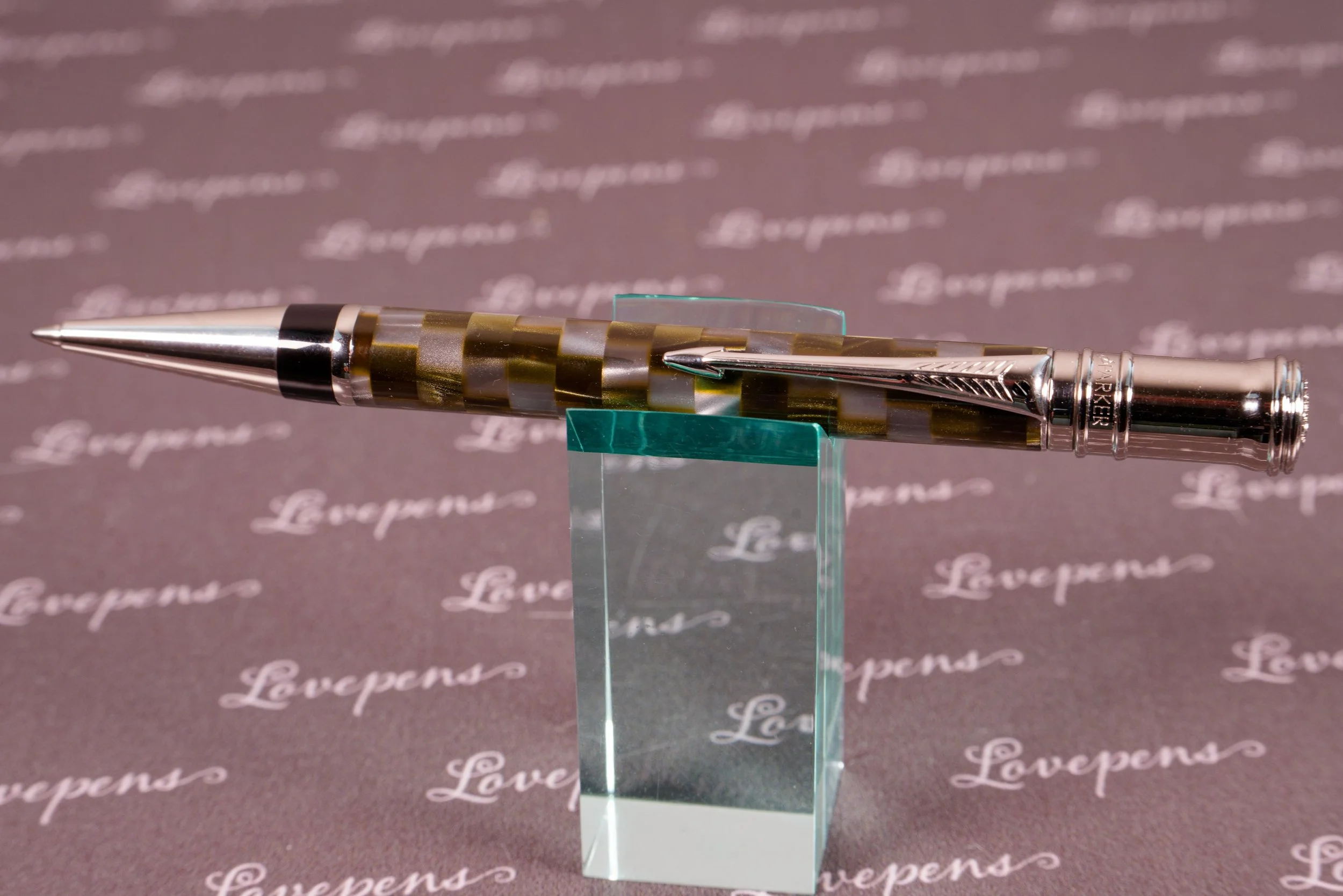 L2298-02.jpg