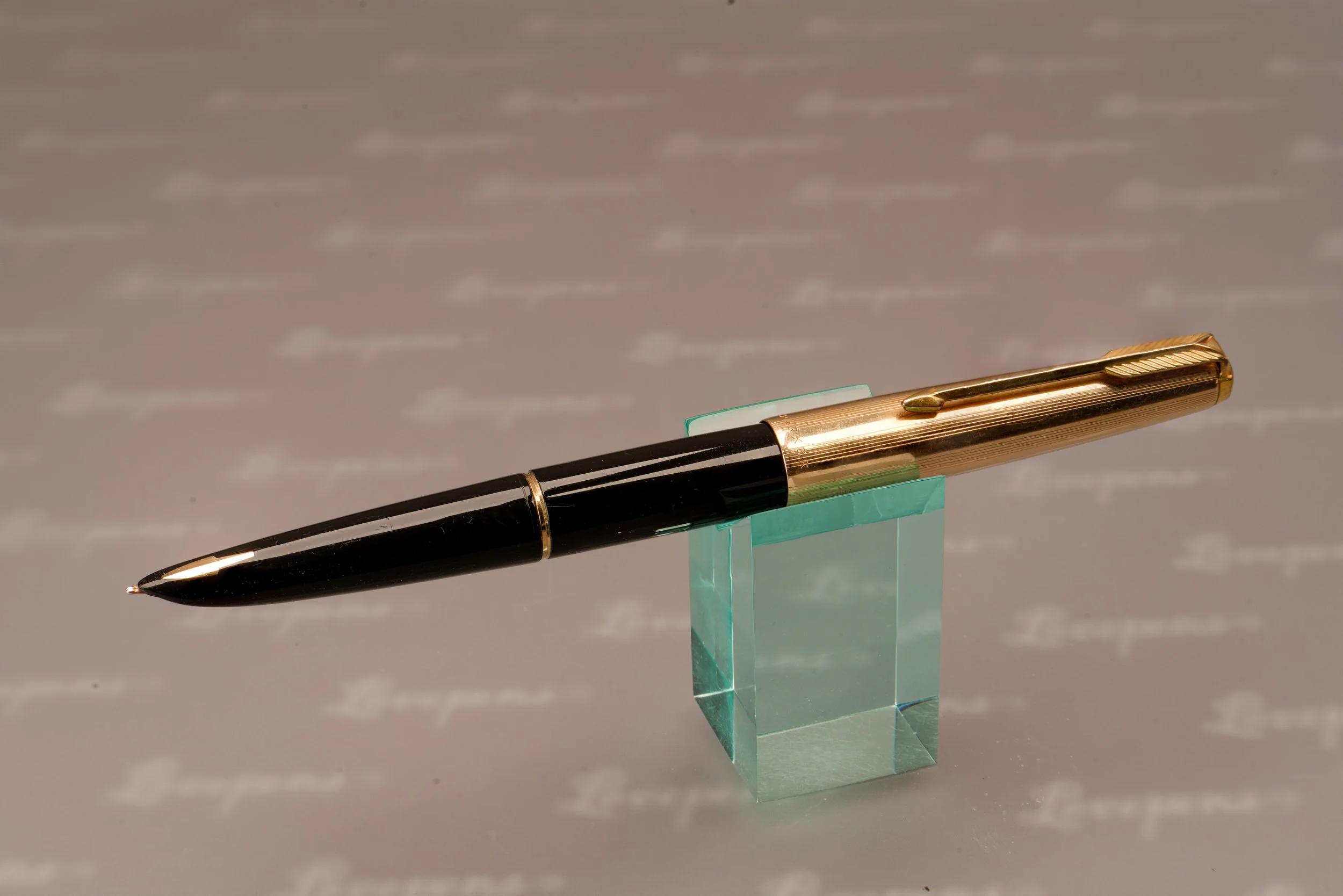 L1382-03.jpg