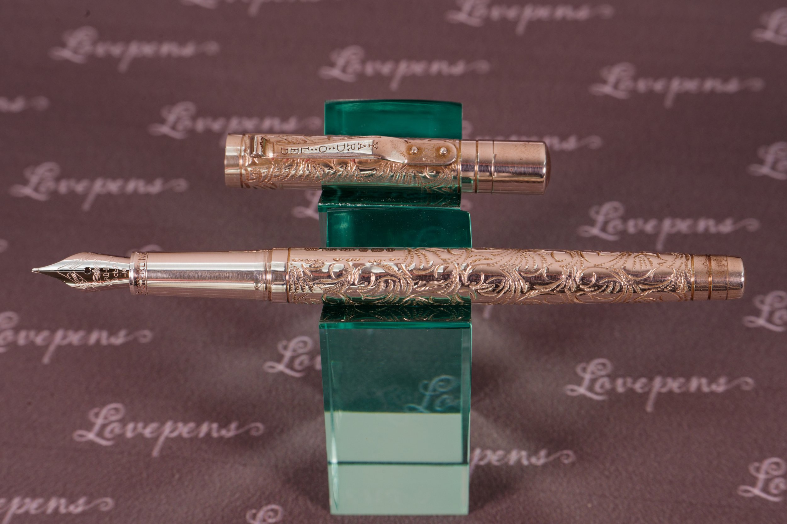 L2587-02.jpg