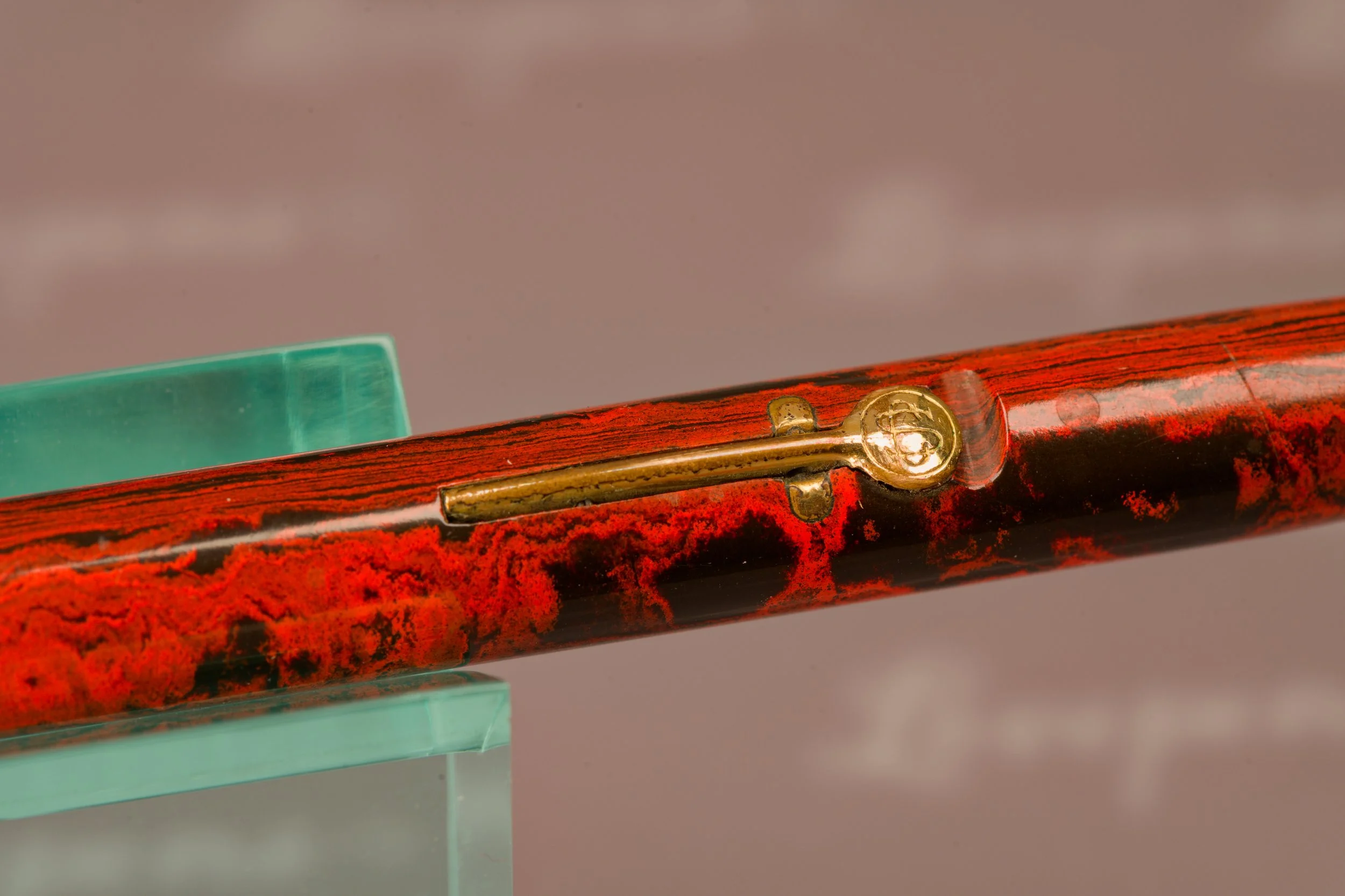 L1992-14.jpg