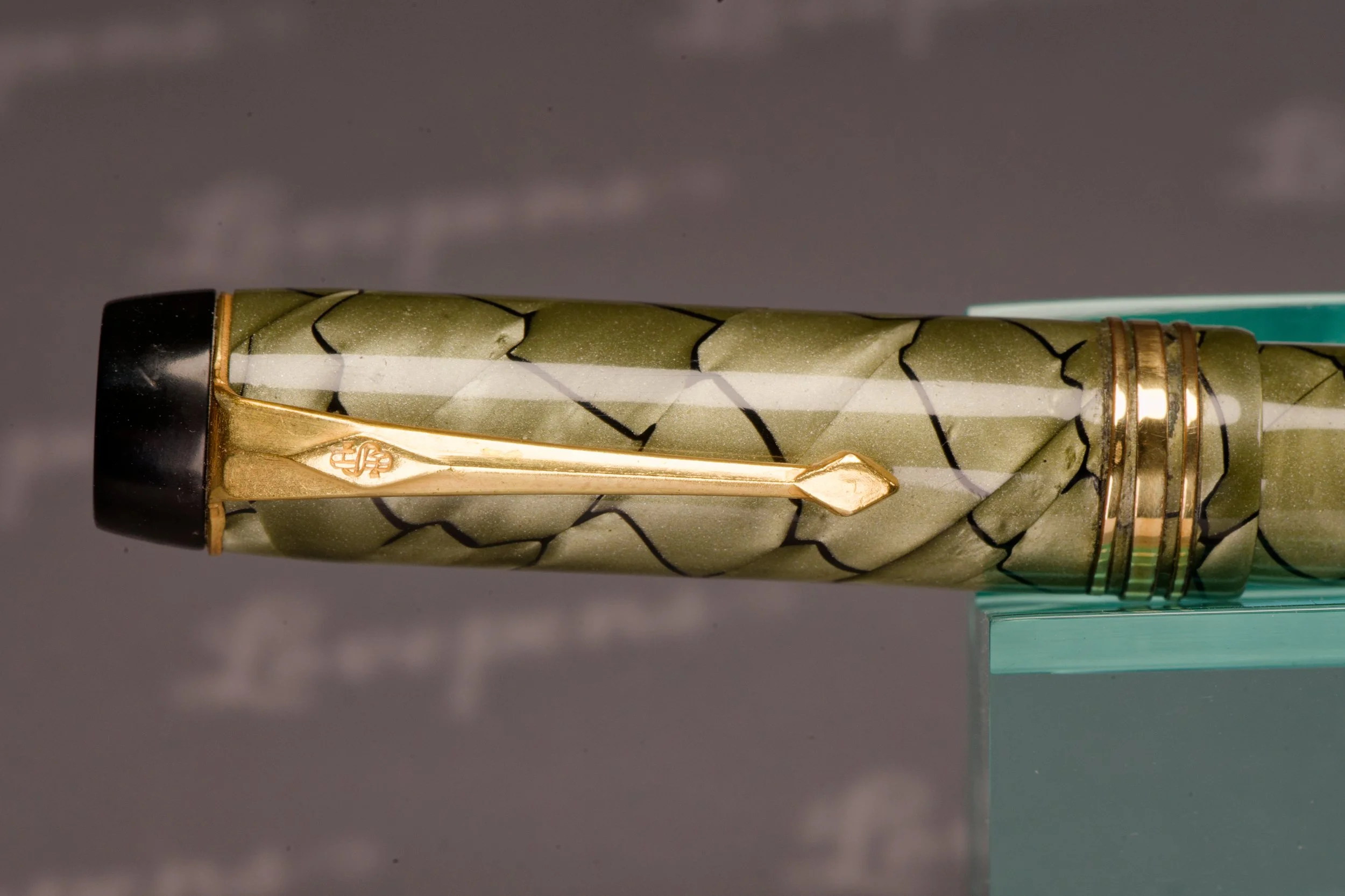 L1732-02.jpg