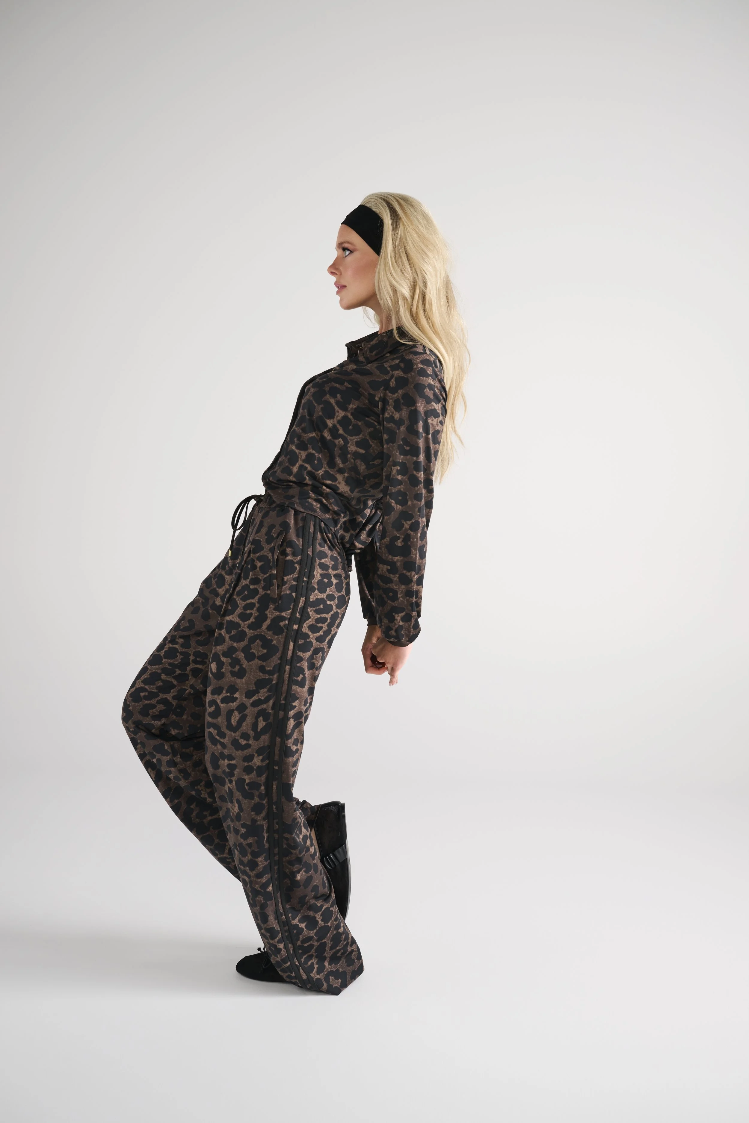 JUMPSUIT D321 P161.jpg