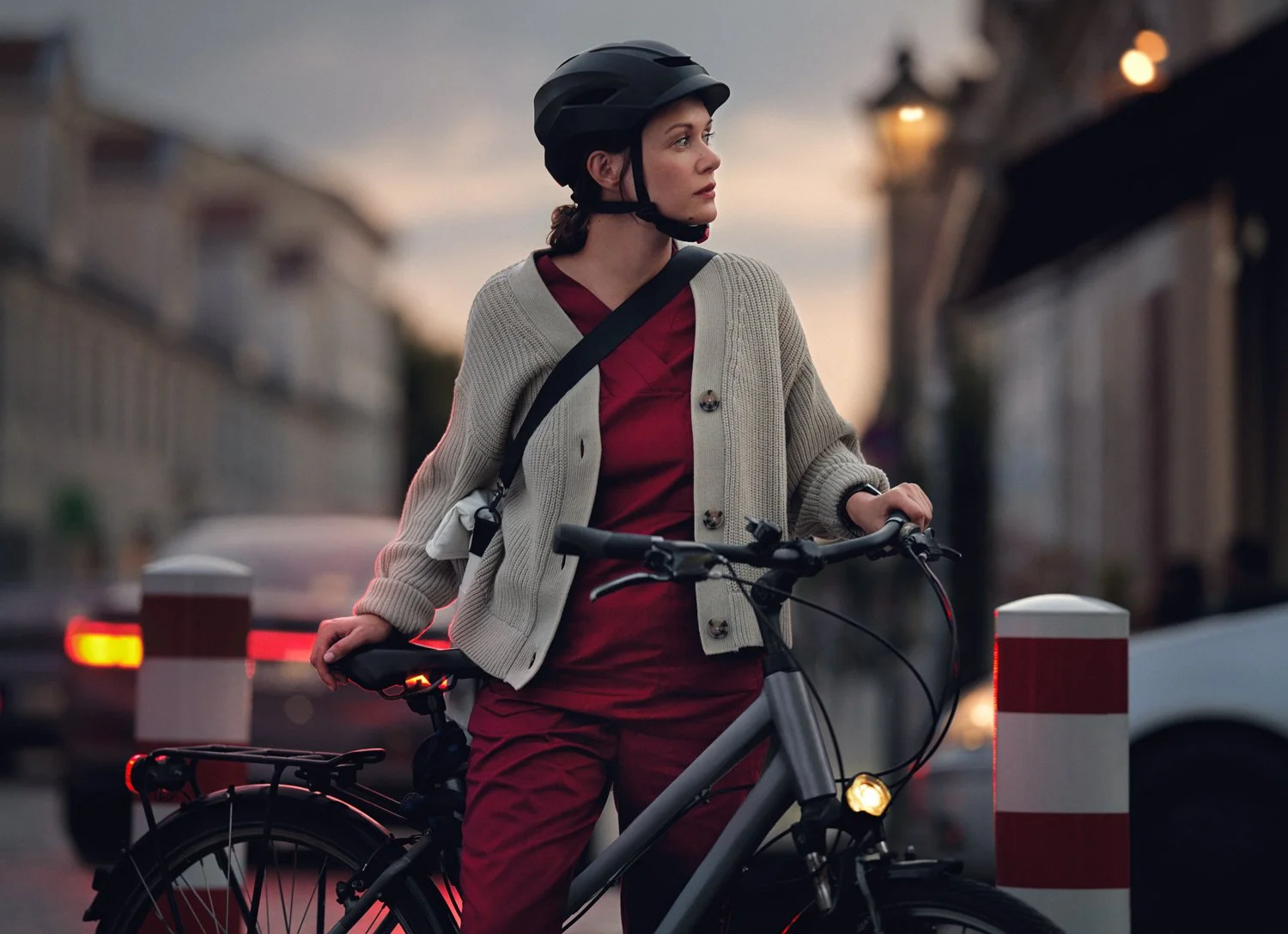 Lars Borges_AOK_MitdemRadzurArbeit_OOHCampaign2023_21.jpg