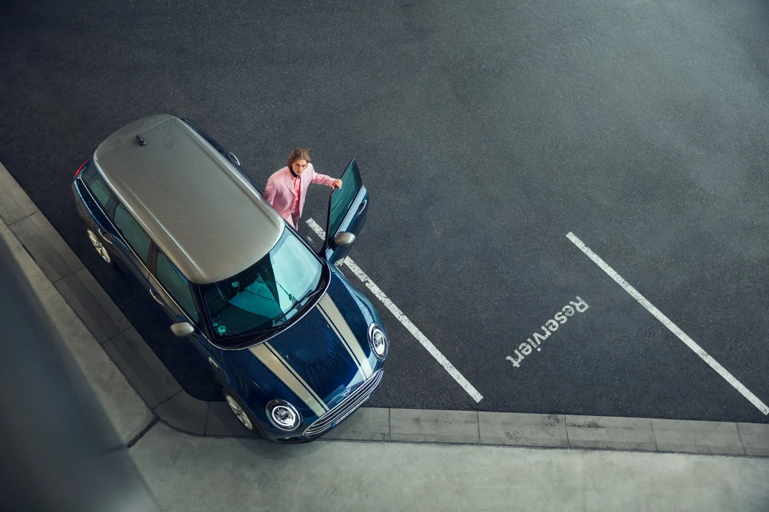 HeikoRichard_Graindbird_vividgrey_Intersection Magazine_BMW Mini Clubman_005.jpg