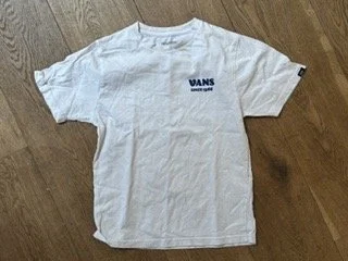 Kids VANS t-shirt - left at Basdaydos