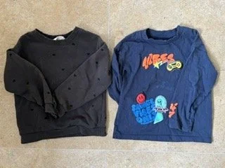 Basdaydos - H&M black jumper with hearts 4-6 yrs & Next blue top age 5yrs