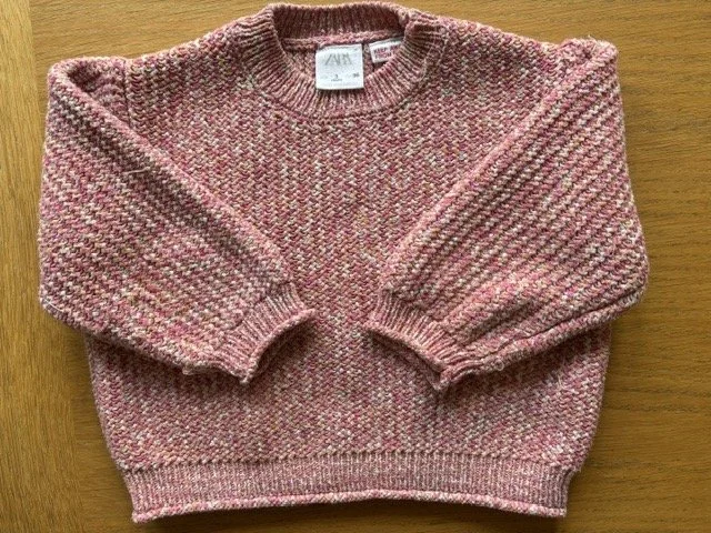Zara jumper - age 3yr - left 26/7/26 at LHH