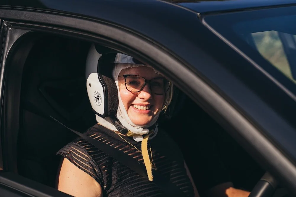 CONFESSIONS OF A WOMAN WHO ISN’T THAT INTO CARS