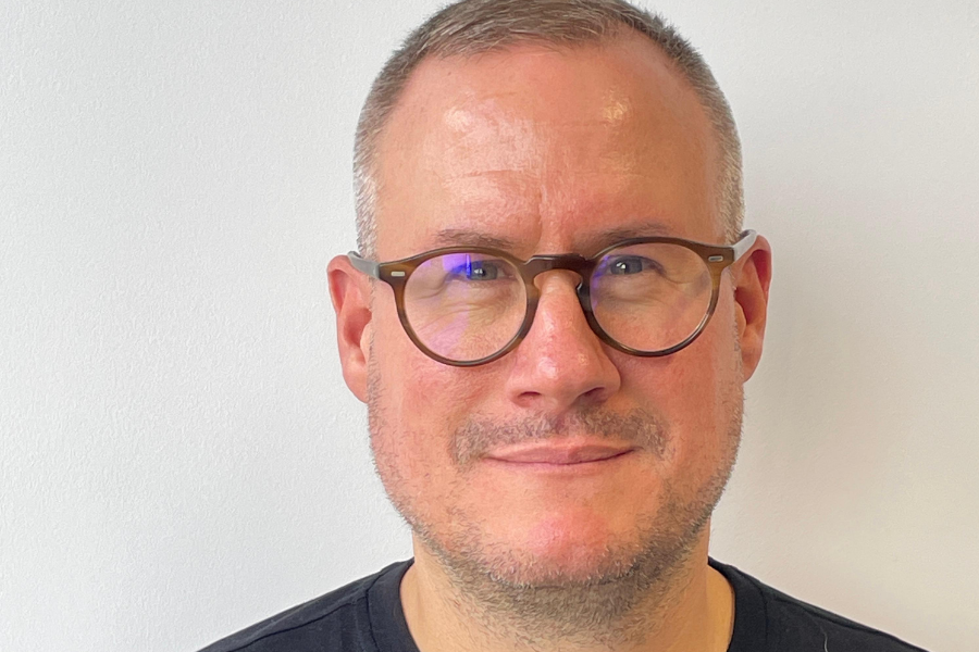 A headshot of Lee Bowtell from Lease Electric