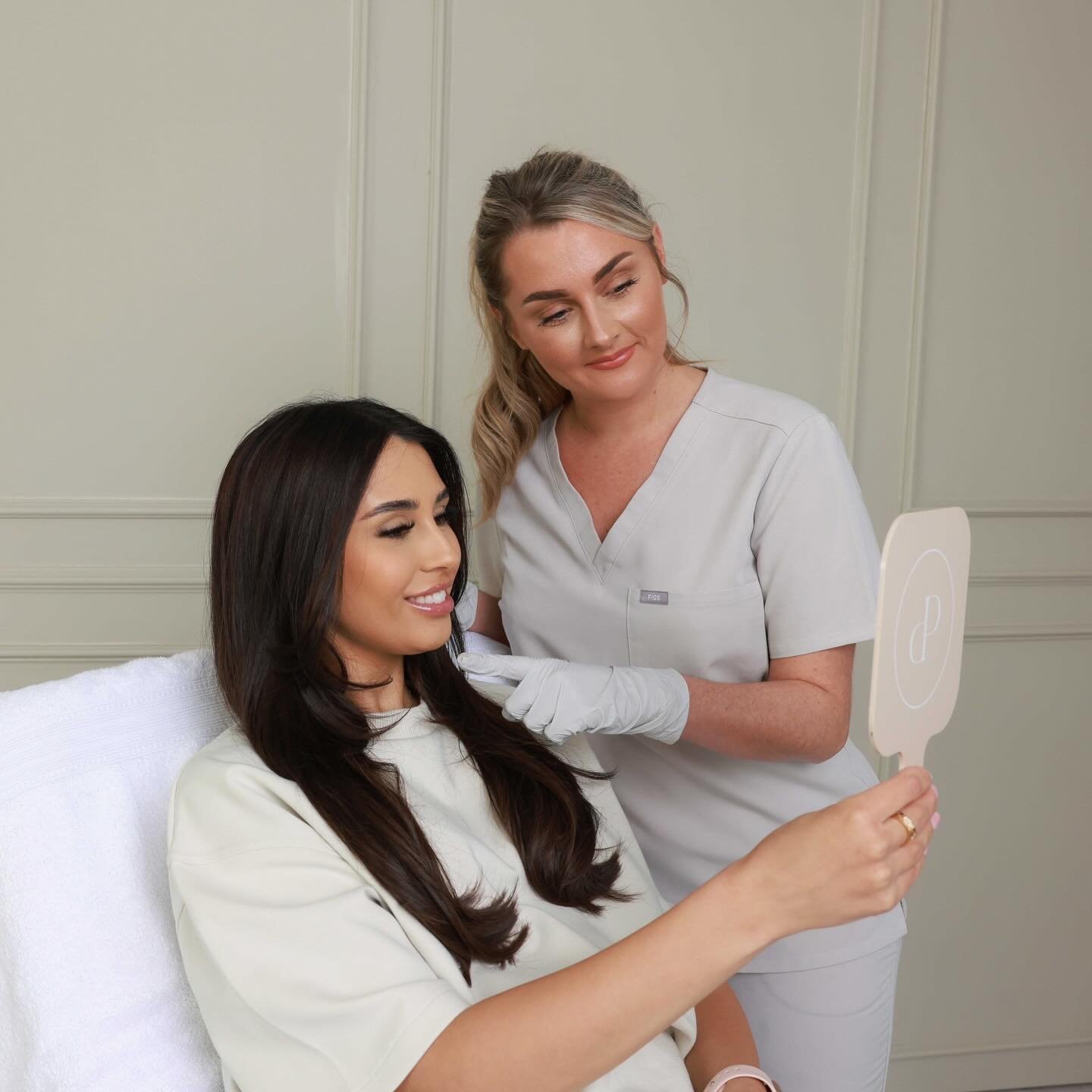 Consultations ✅

Why do I need a consultation? 

✅ Specific treatments require a consultation to ensure you are a suitable candidate

✅ You are unsure what treatment(s) you are wanting and would like advice from our medical practitioners 

✅ You want