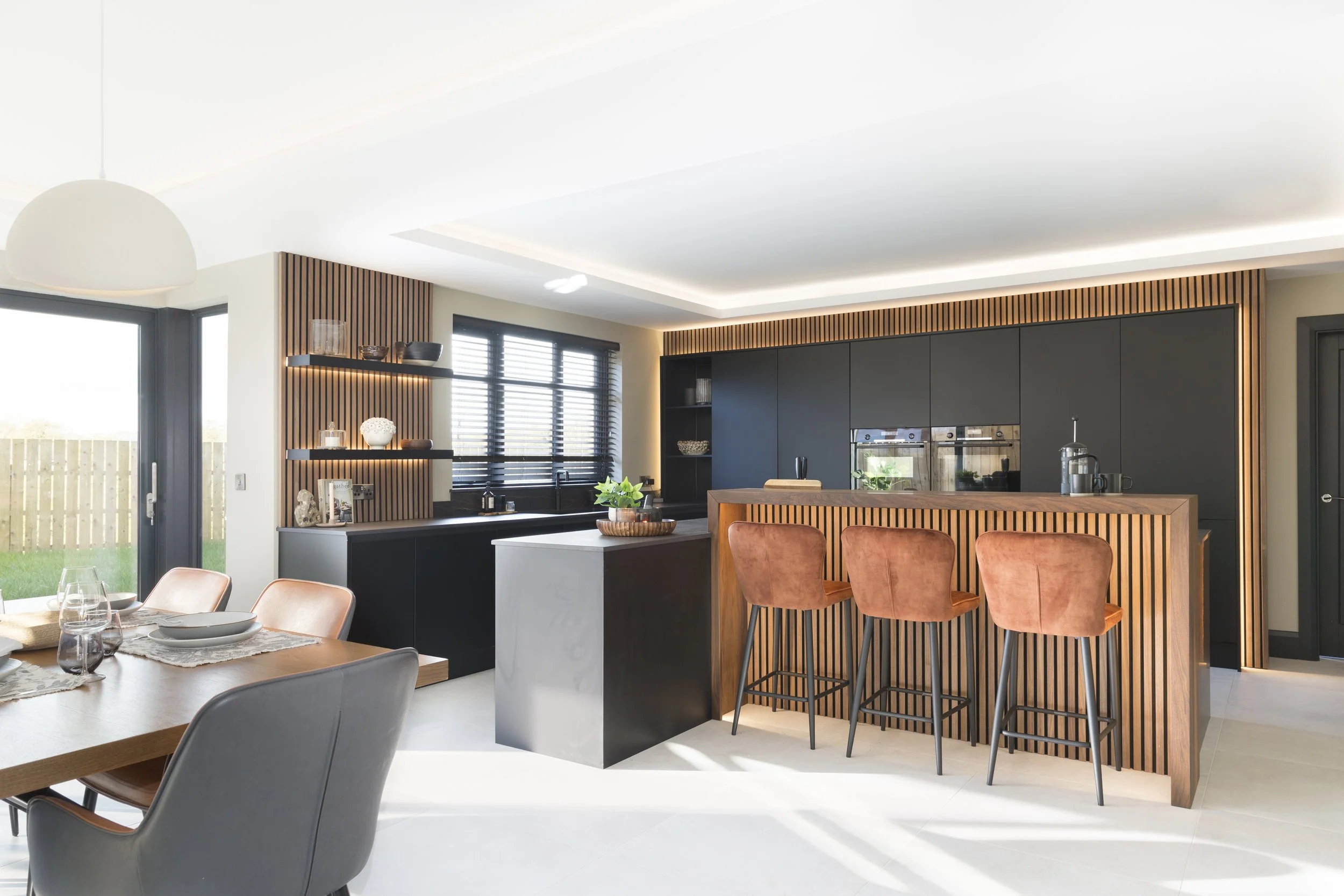 Linear Look. Bespoke kitchen built by Wrights Design — Wrights Design