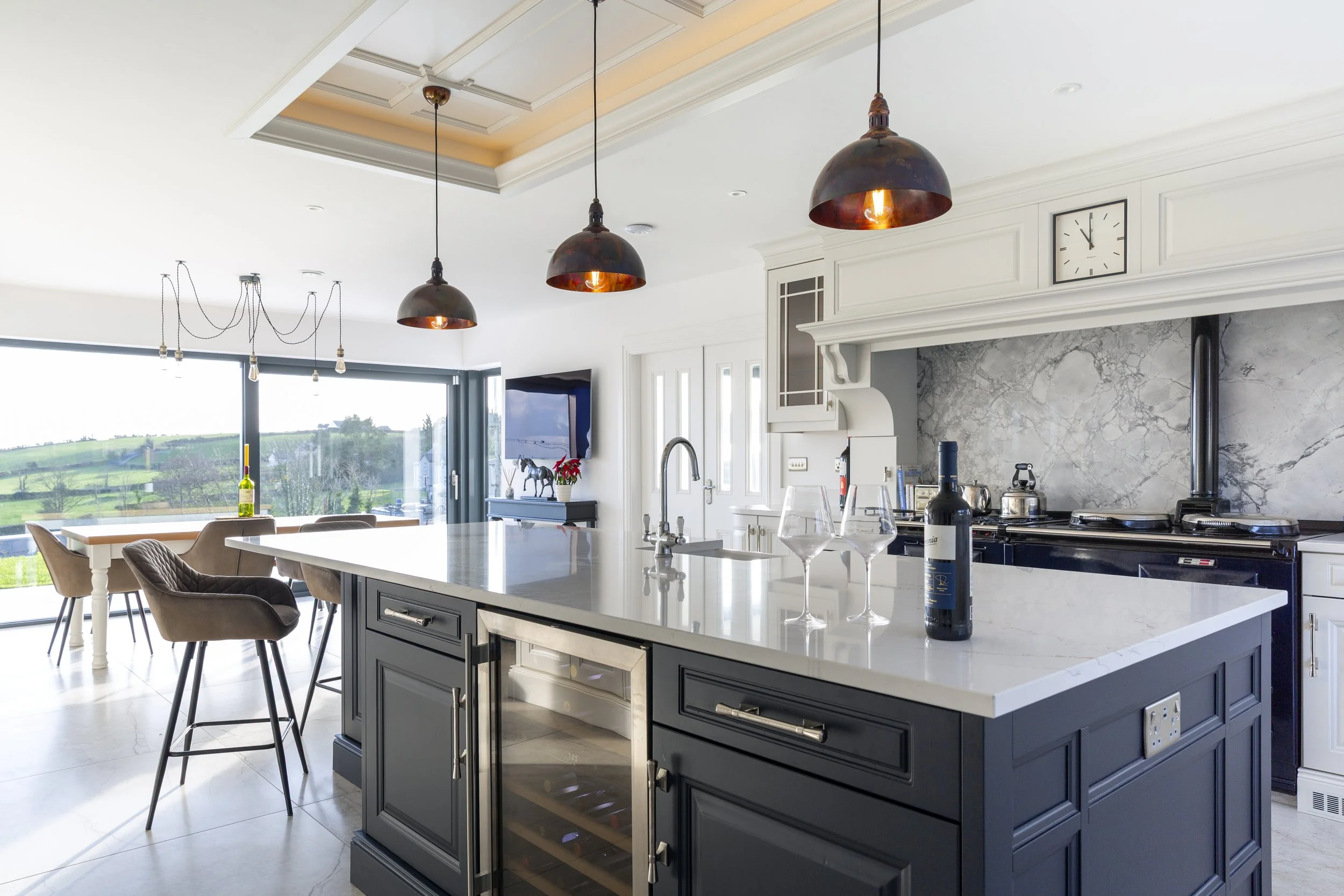 04 November25 Home.jpg