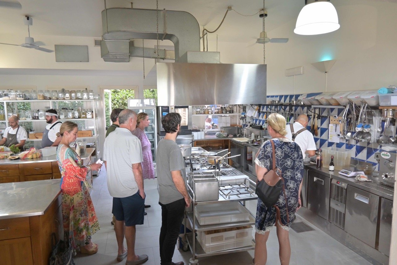 Yoga Retreat Sicily 2023 Alexandra Meffert luxury art wine tasting Planeta winery1.jpeg