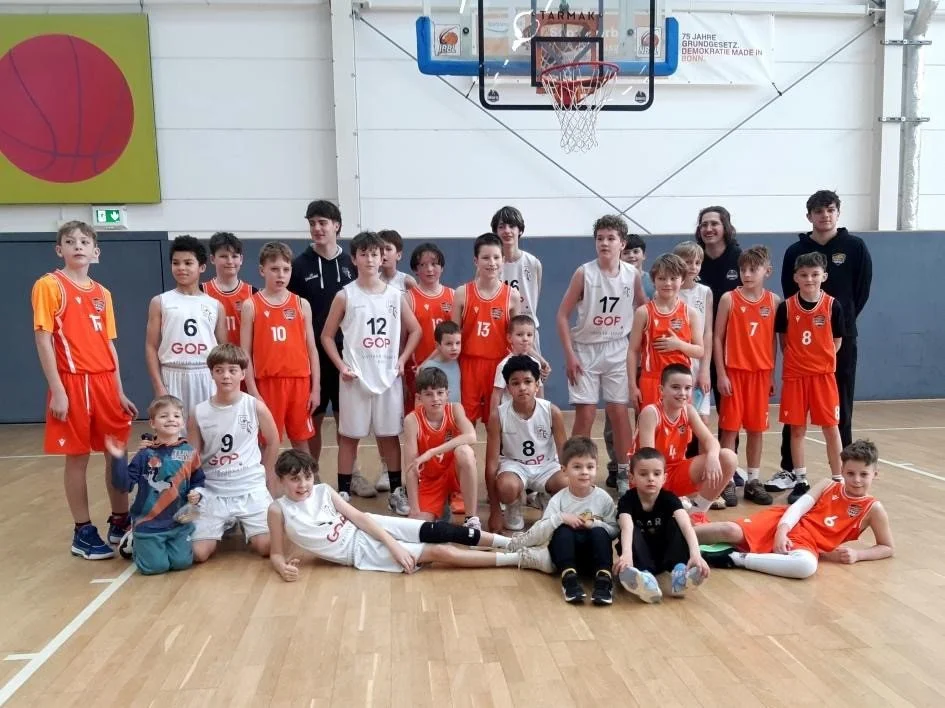 U12.1 der Dragons Rhöndorf erleben schwierigen Nachmittag gegen starke Telekom Baskets Bonn