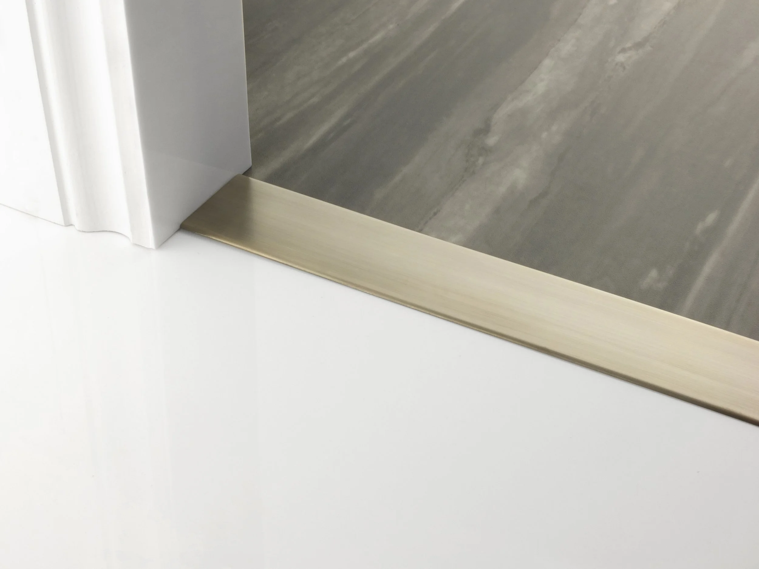 door_bar_floating_cover-50mm_pewter.jpg