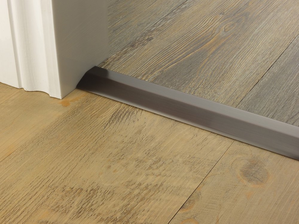 door_bar_antique_bronze_two_way_ramp_6mm_lvt_lvt.jpg
