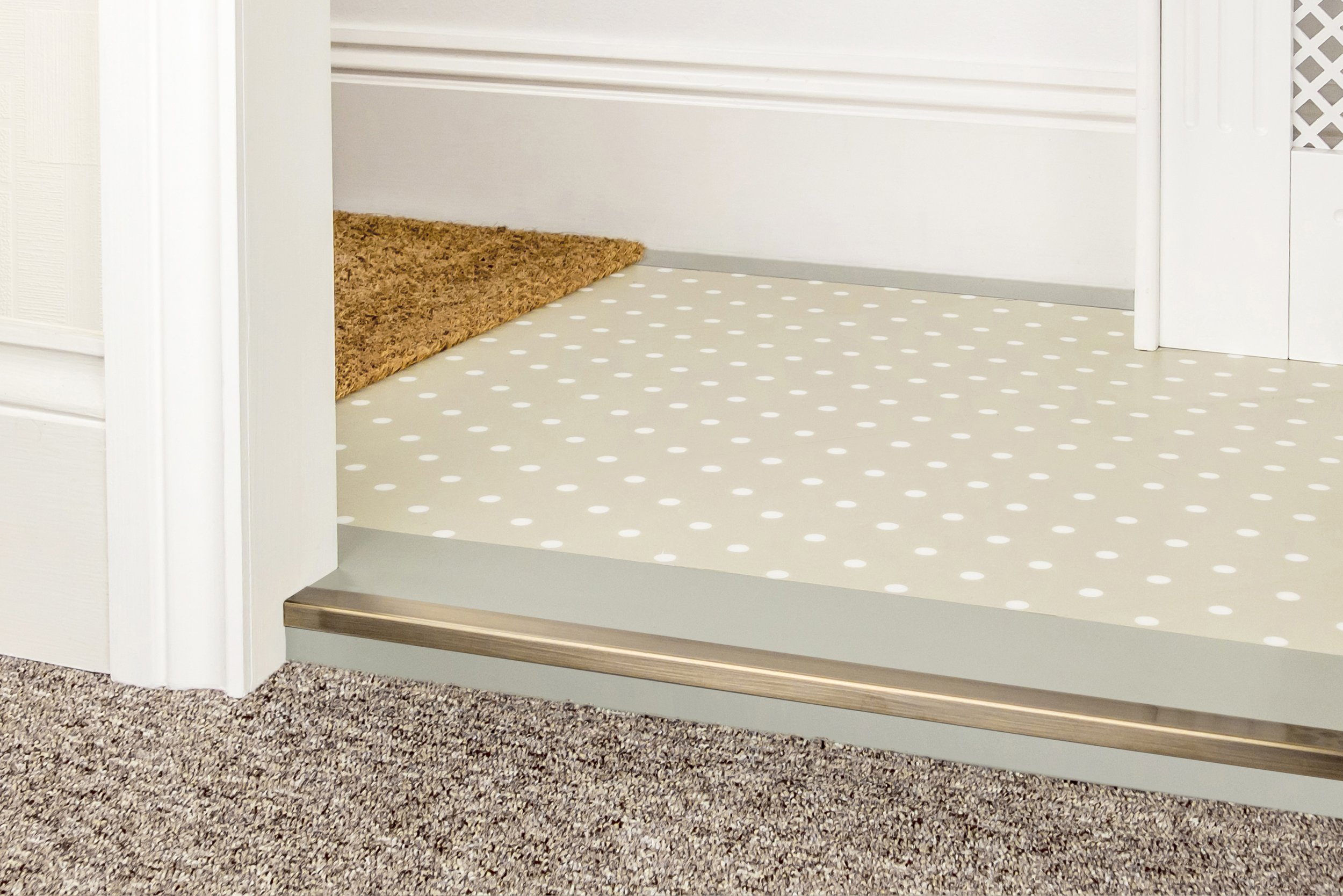 stairrods-antique-premier-trim-bigger-lip-step-harvey-maria-spot-stone.jpg