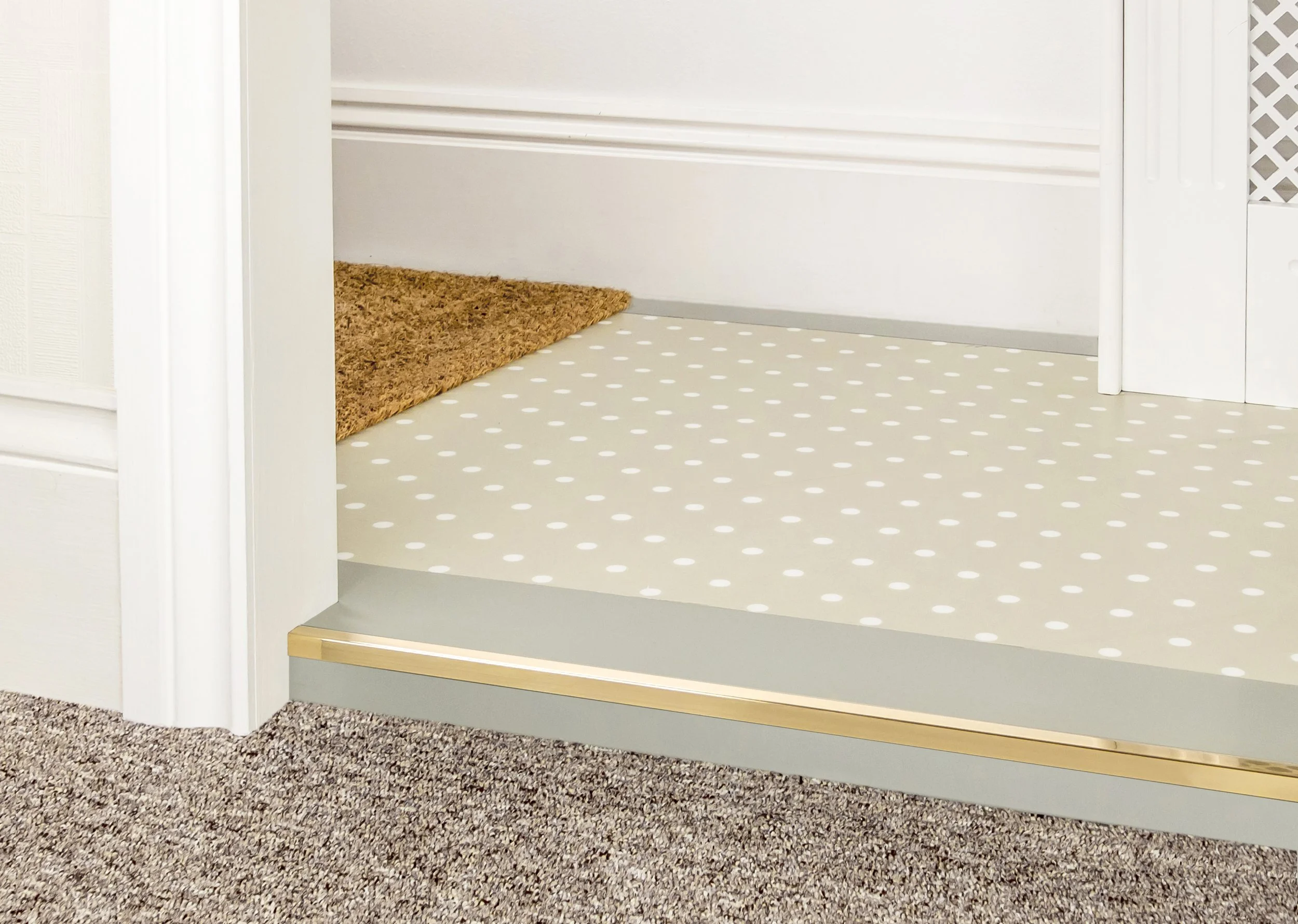 stairrods-brass-premier-trim-lip-step-harvey-maria-spot-stone.jpg