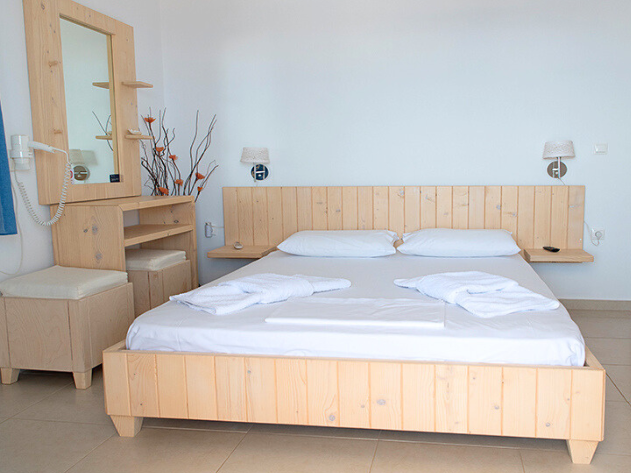 Irakleia Accommodation S1.png