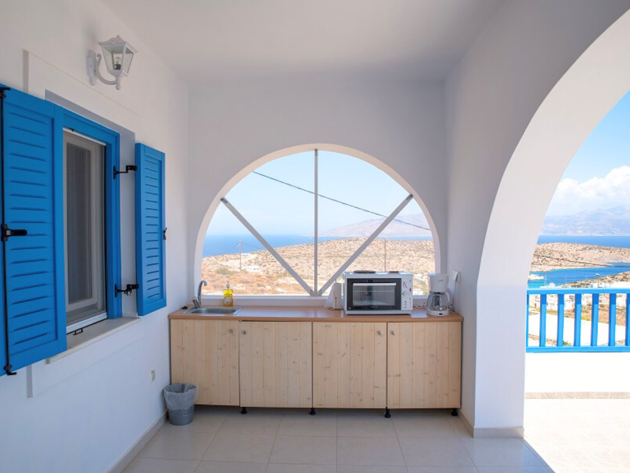 Irakleia Accommodation S5 (2).png