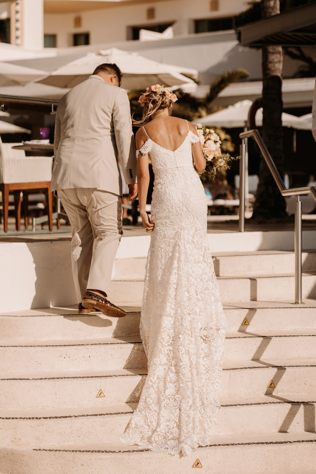 Milwaukee-wisconsin-strike-bridal-bar-passiflora-alena-leena-off-shoulder-wedding-dress-33